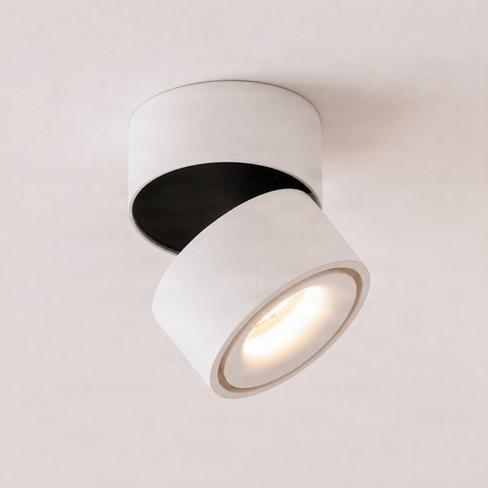BRUMBERG LED прожектор за таван Circle Maxi, Ø 10 cm, бял
