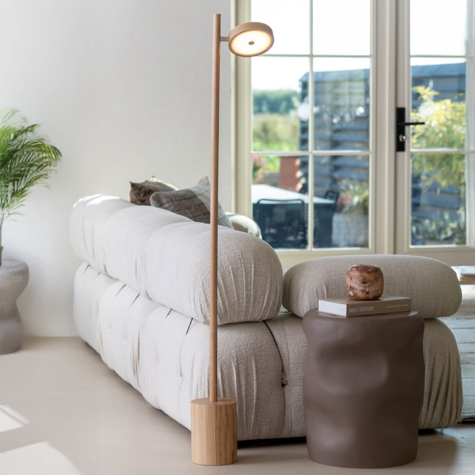 GOOD & MOJO LED-põrandalamp Okinawa, 1-flg. naturaalne, 146 cm, puit