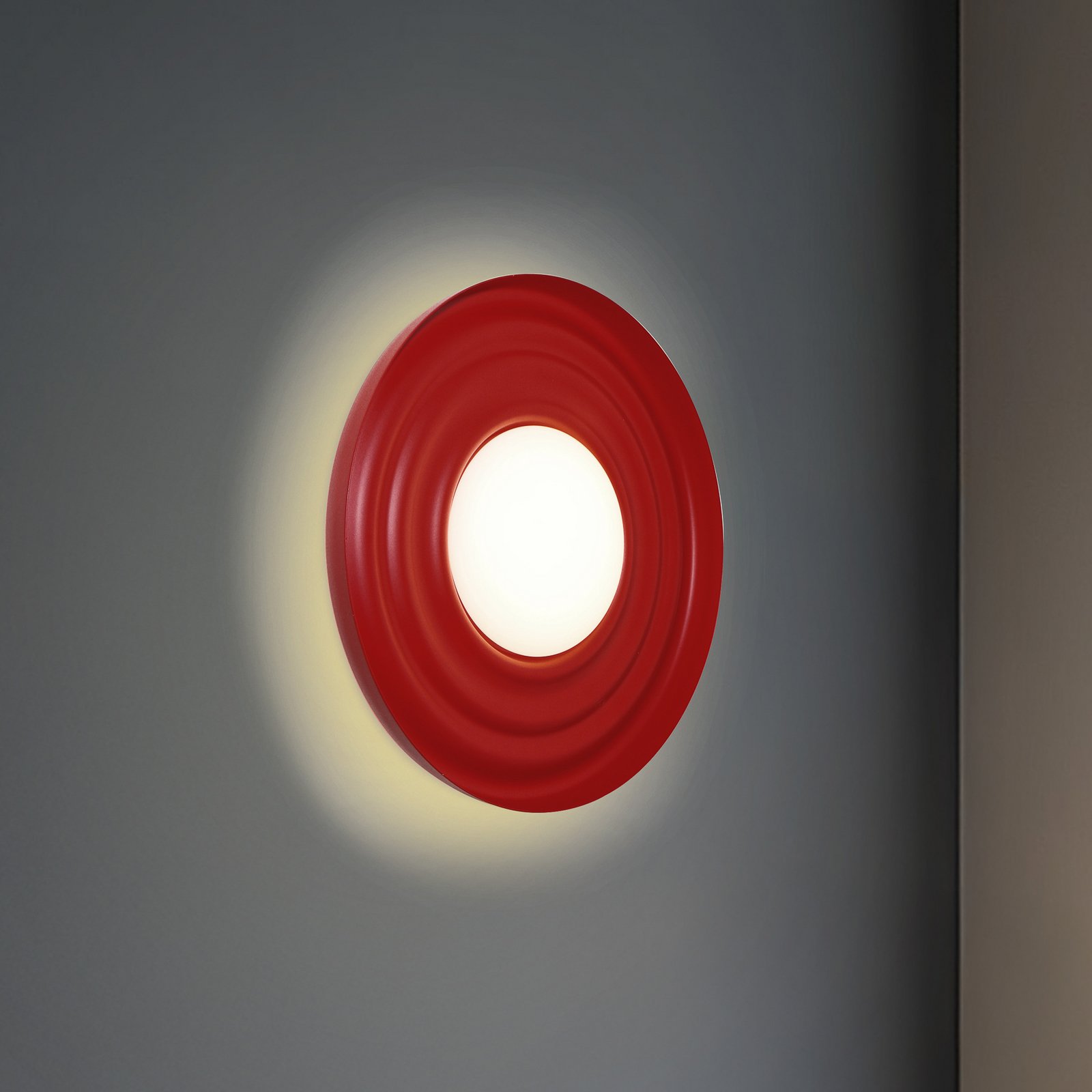 Lindby LED wall light Waves, metal, red, round