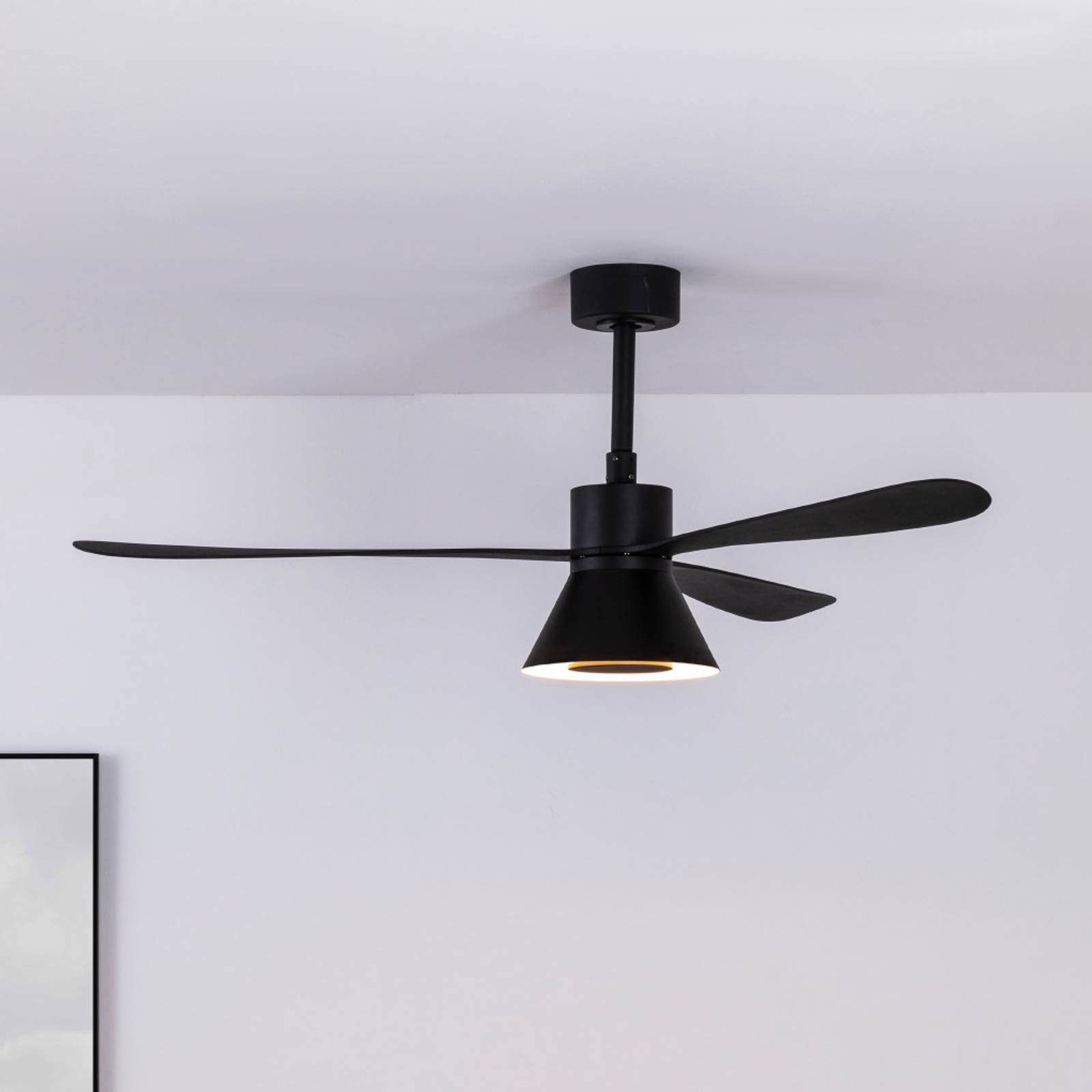 Wentylator sufitowy LED Amelia Cone L, czarny, cichy, 132 cm
