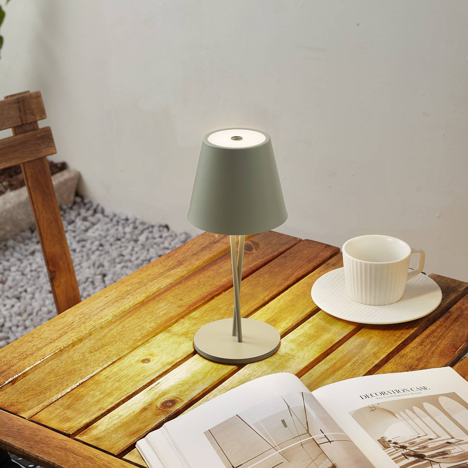 Lindby lampe de table LED rechargeable Janea croisée vert métal