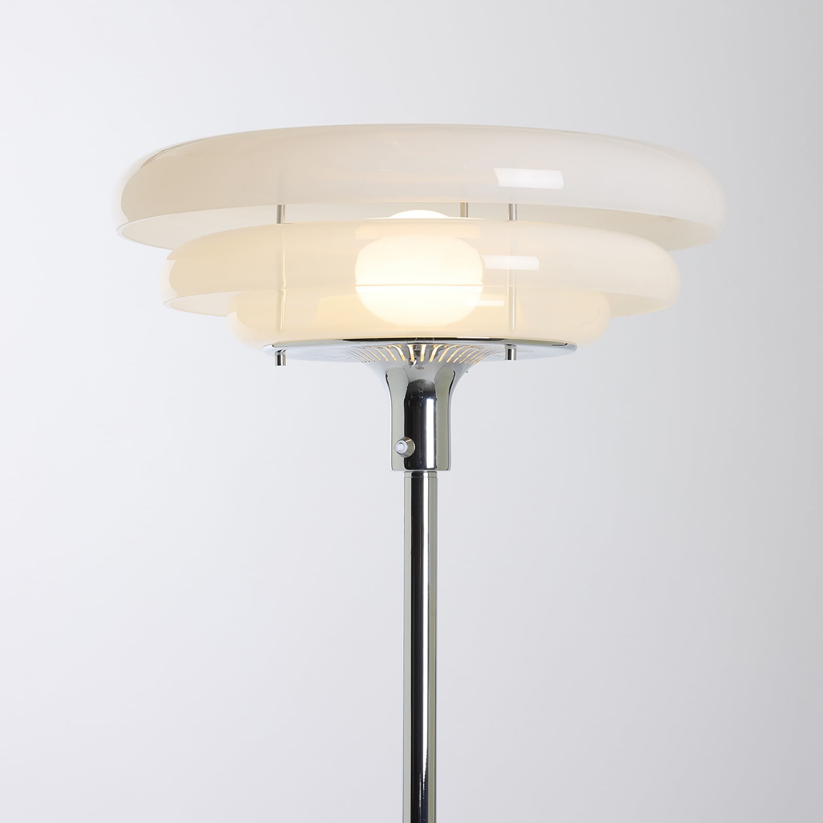 Piantana Sunset, bianco nebbia - MARKET SET