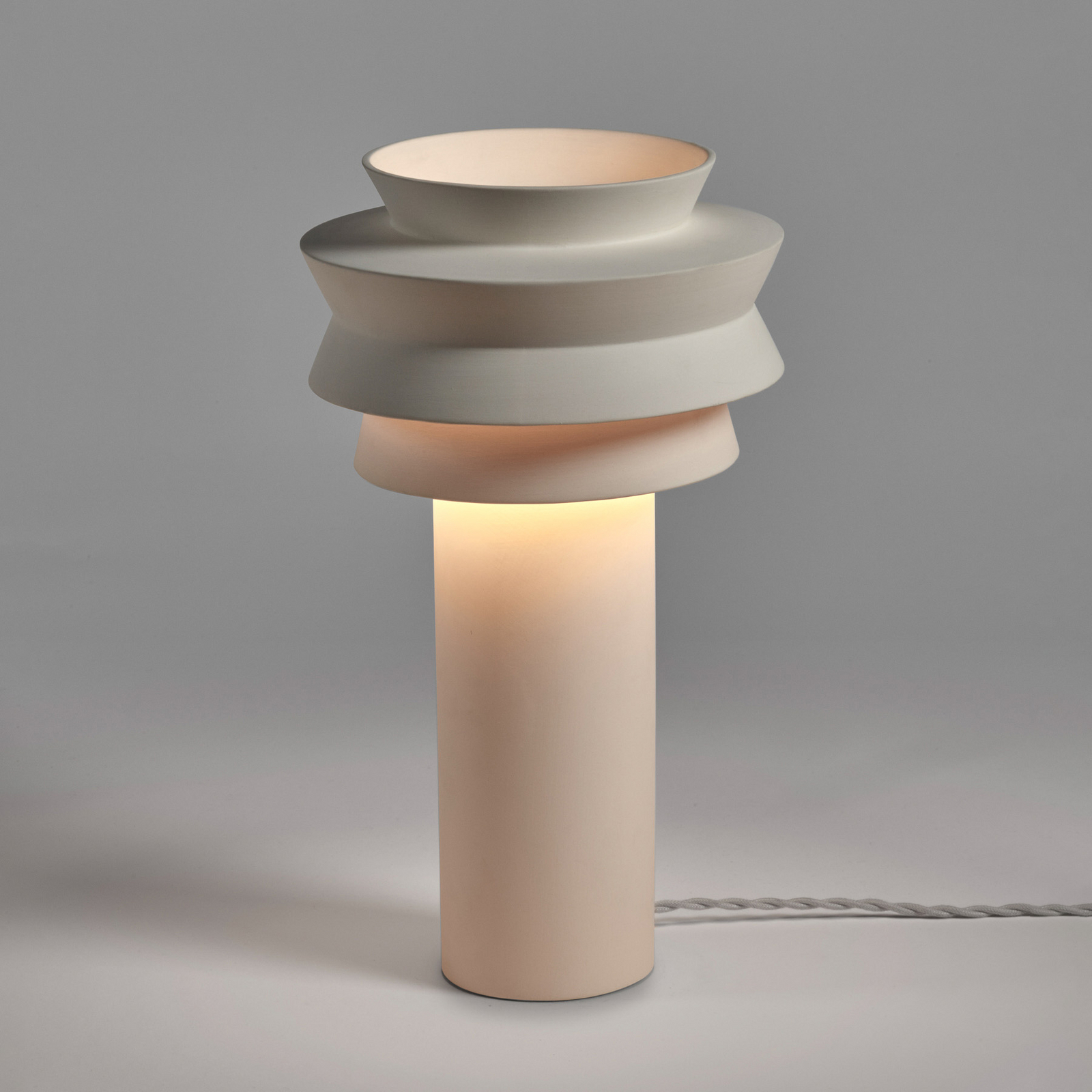 02 M WHITE LEO bordlampe, hvid, højde 40 cm, E27 – Serax
