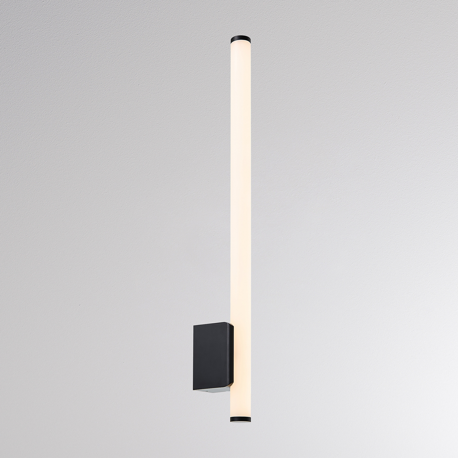 Kinkiet LED VINA UP M, czarny, wysokość 60 cm, IP44, CCT