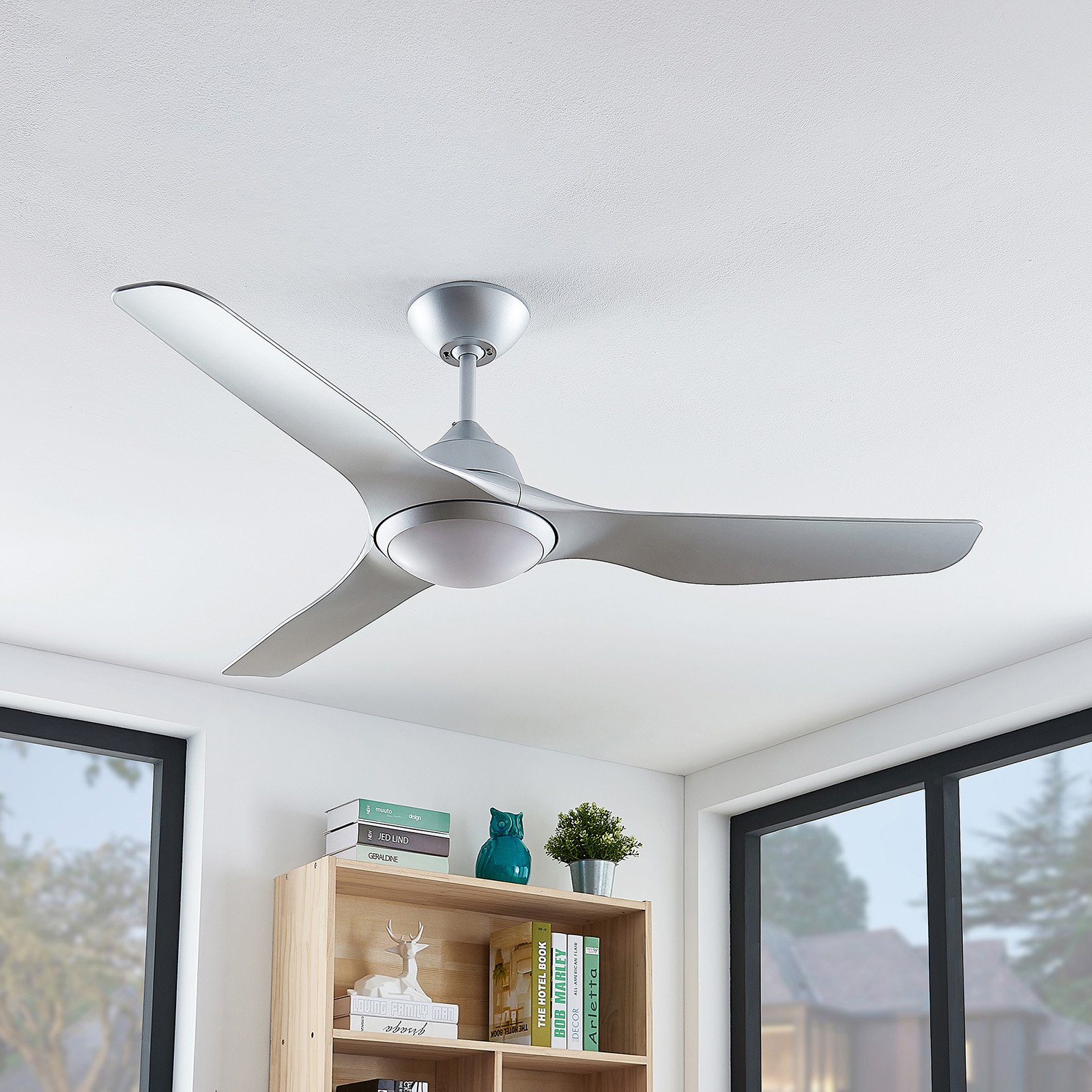 Starluna Pira LED ceiling fan, 3 blades silver