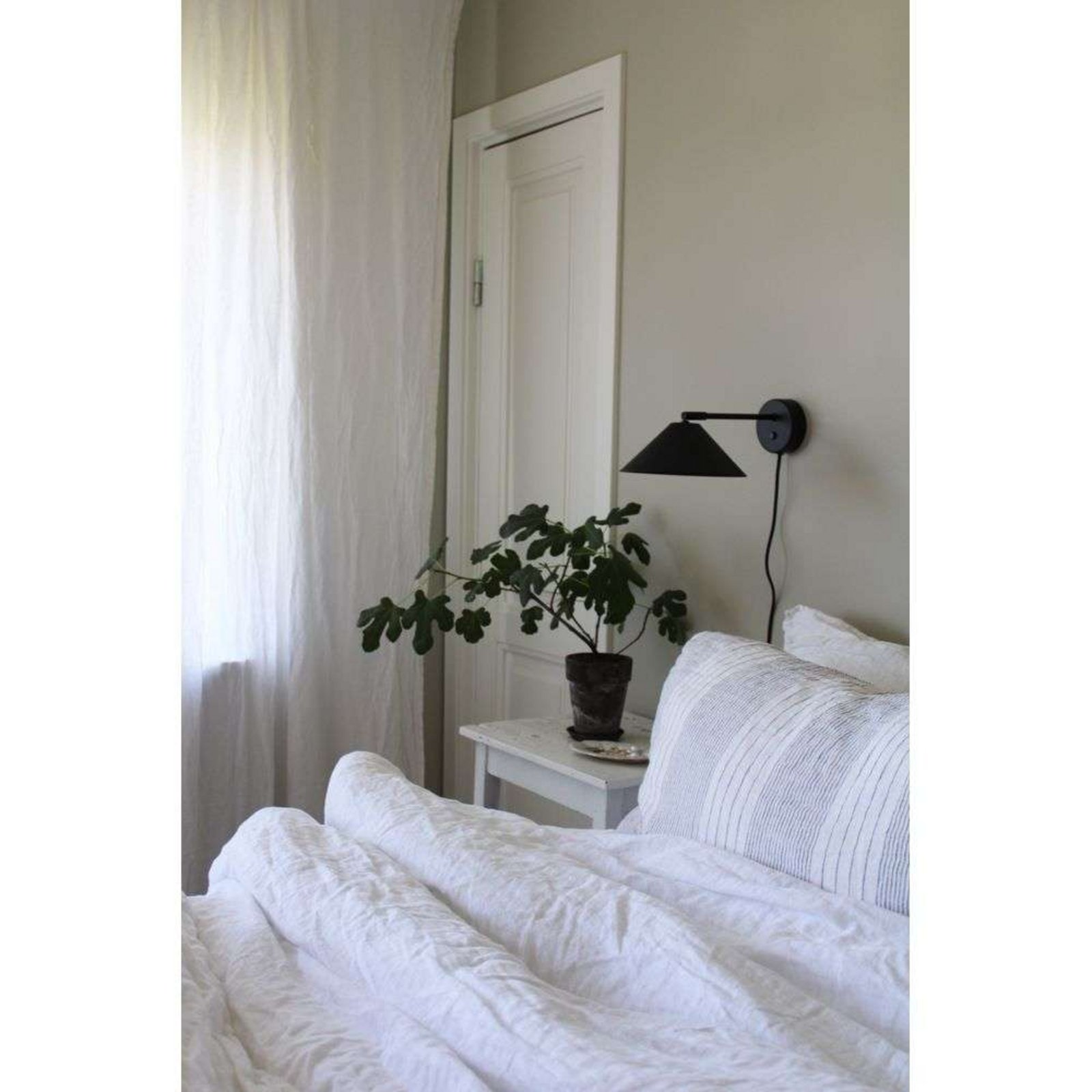 Globen Lighting Wandleuchte Cannes, schwarz, Ø 20 cm Globen Lighting Wandleuchte Cannes, schwarz, Ø 20 cm