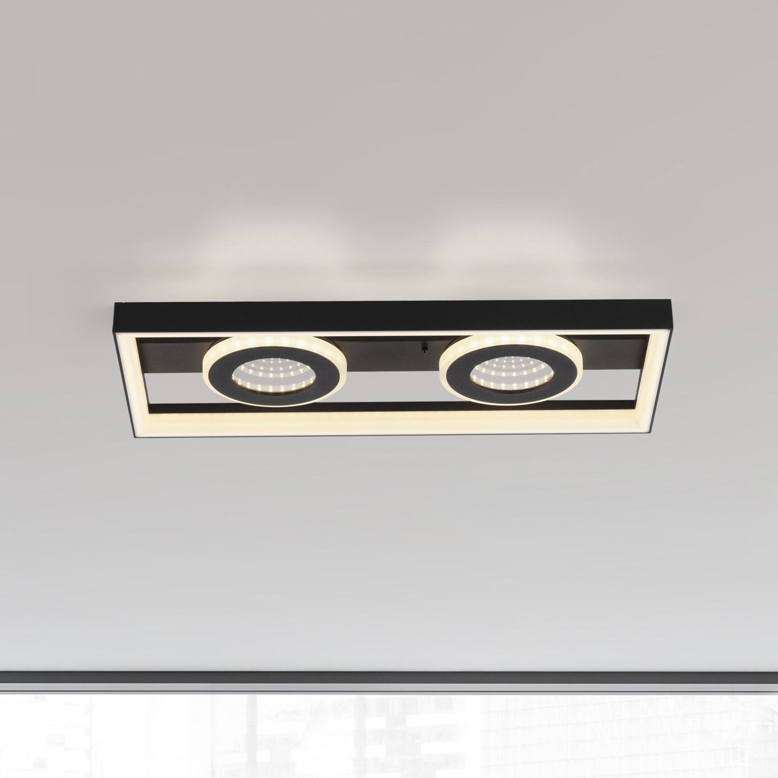 Paul Neuhaus LED-Deckenlampe Traforo, Länge 45 cm, schwarz