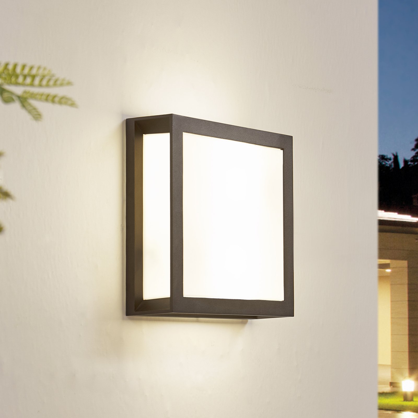 Lindby outdoor wall light Sivana, black, aluminium, 26 cm x 26 cm