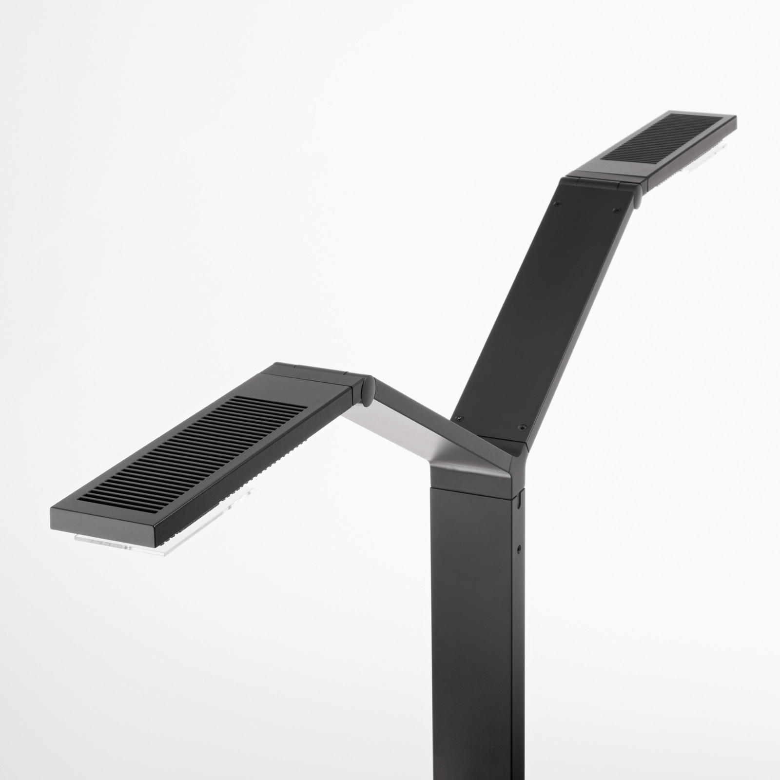 Luctra Floor Twin Linear LED-Stehleuchte 2-flammig