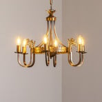 Lysekrone Castle, lys patinert, Ø 62 cm, metall, 6 lyskilder.