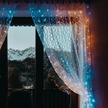 Ljusgardin Twinkly RGBW, 210 LED