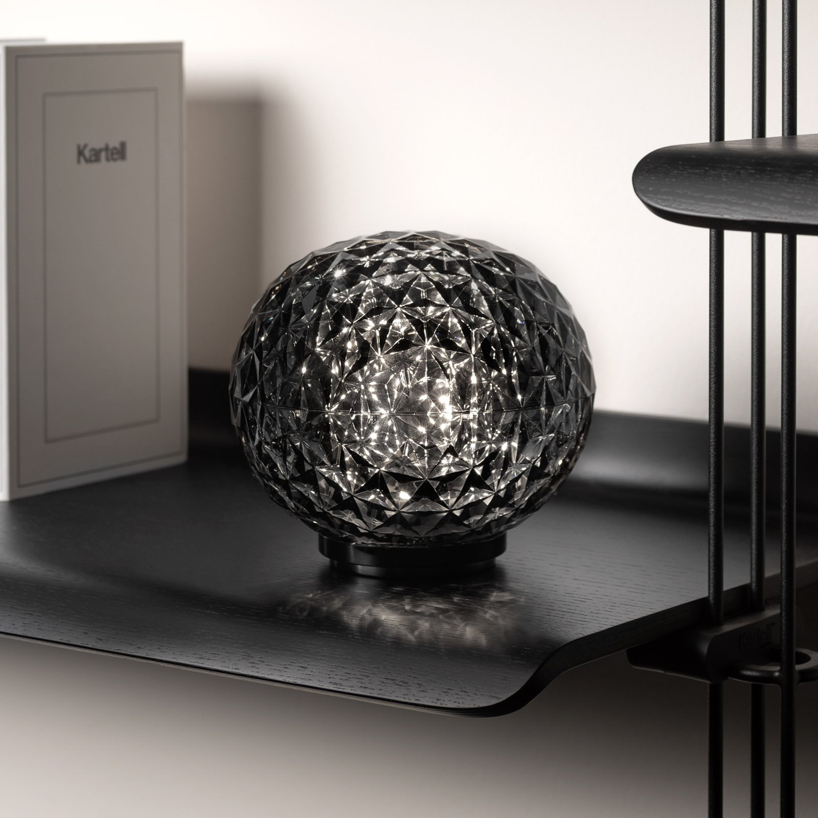 Mini Planet Battery Lampa Stołowa Smoke - Kartell