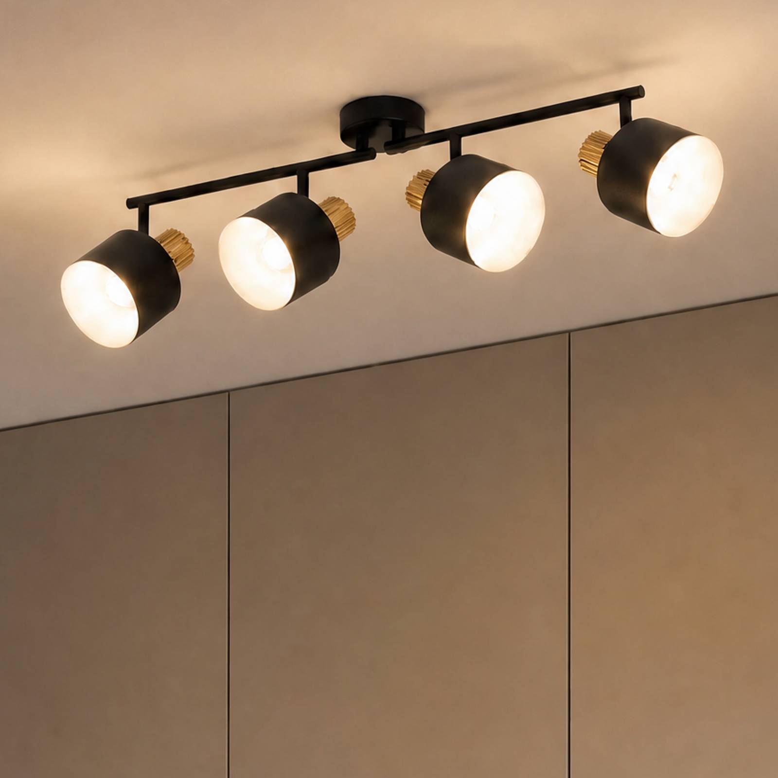 Lindby loftspot Lenja, 4 lyskilder, sort, E14, metal
