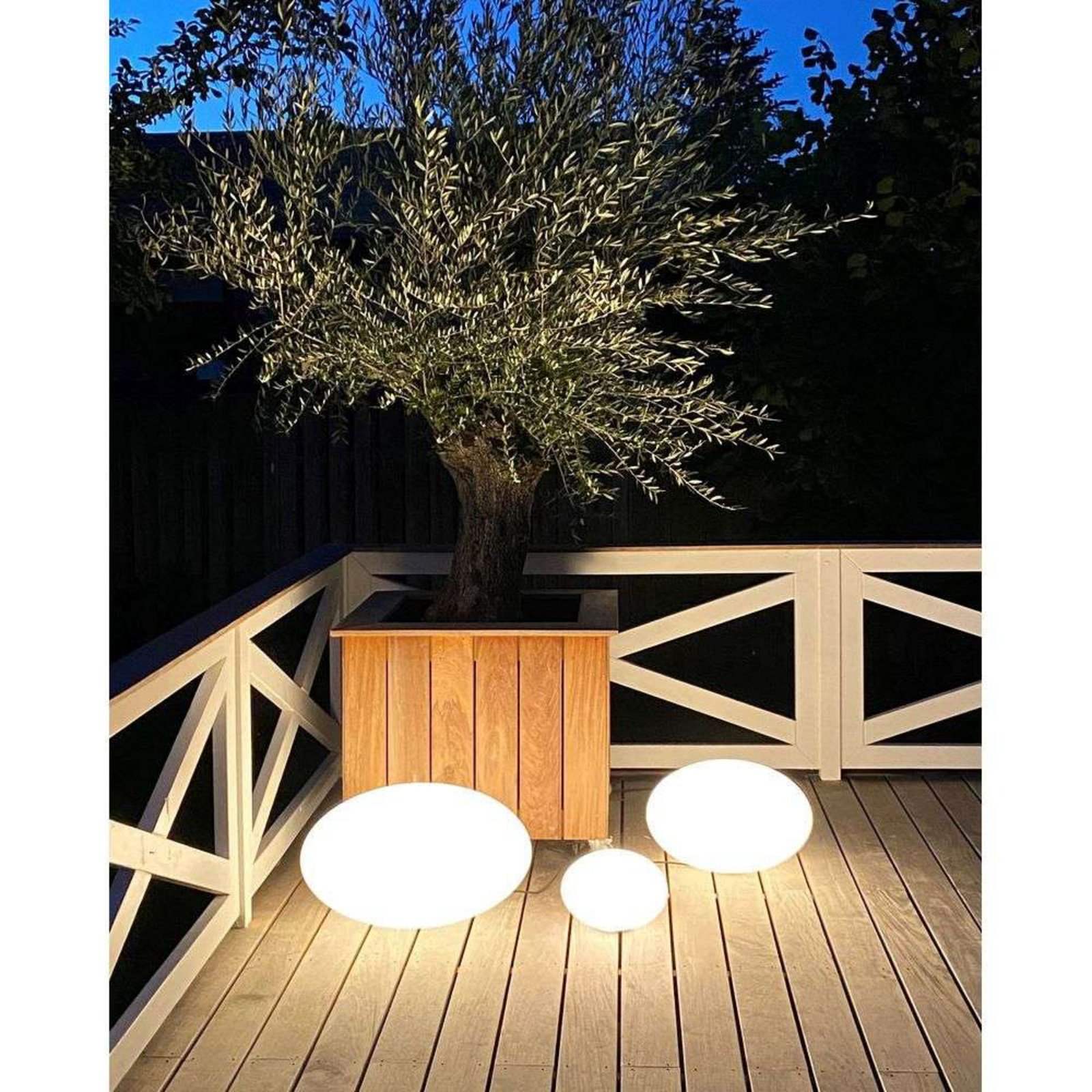 Eggy Pop Out Lampă de Exterior Ø32 (3m) Opal White - CPH Lighting