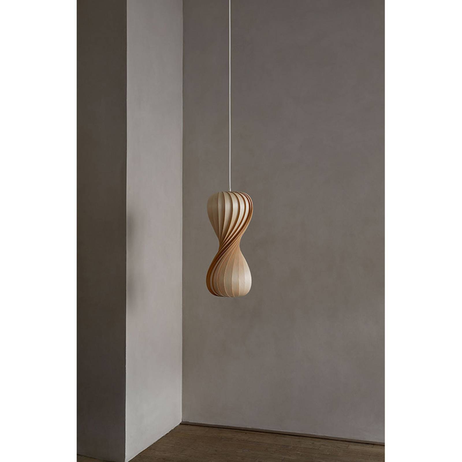 Żyrandol Tom Rossau TR7, drewno brzozowe, wysokość 55 cm, E27