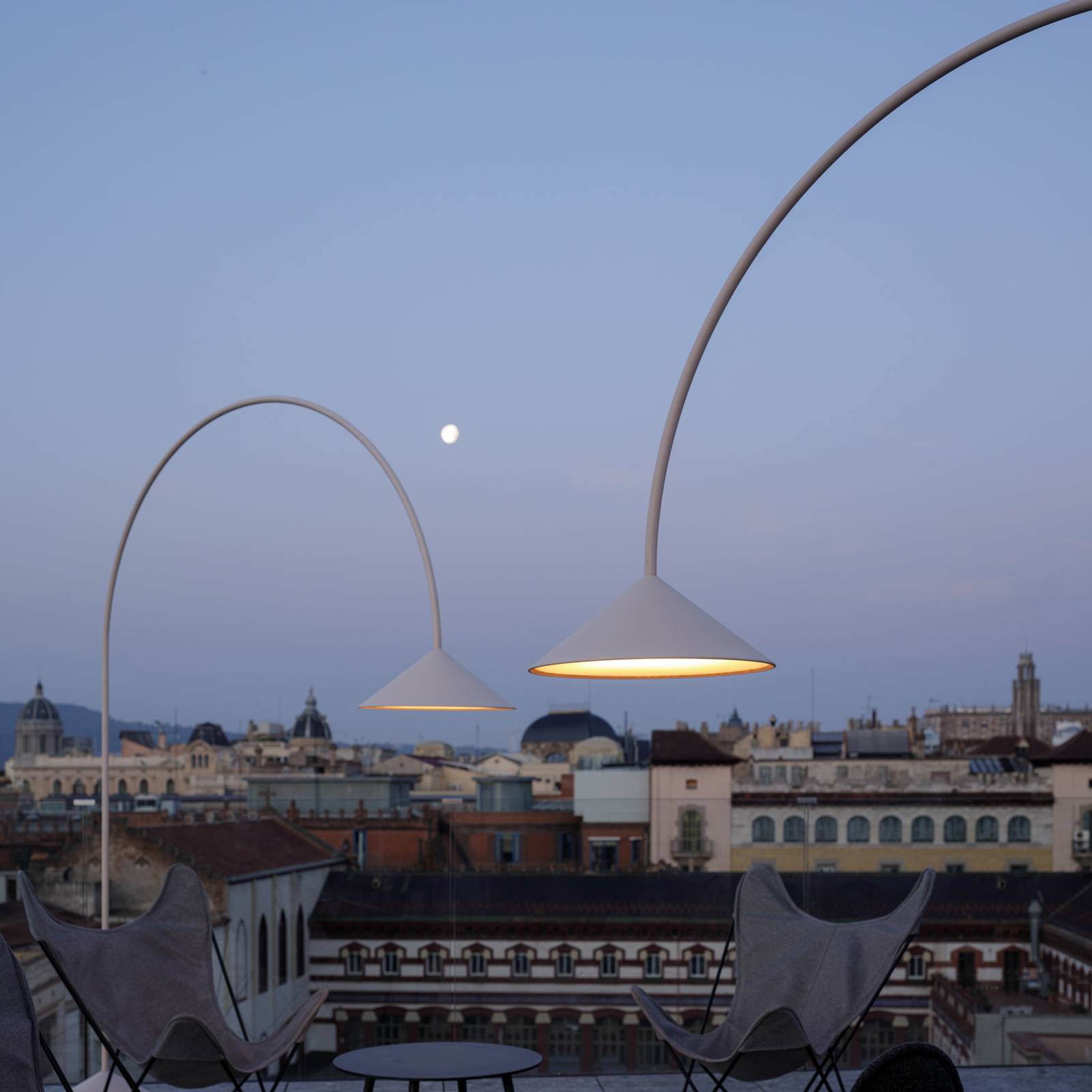  Vibia Vibia Led Outdoor Floor Lamp Out, Beige Height 242 Cm Ip44 2,700k 