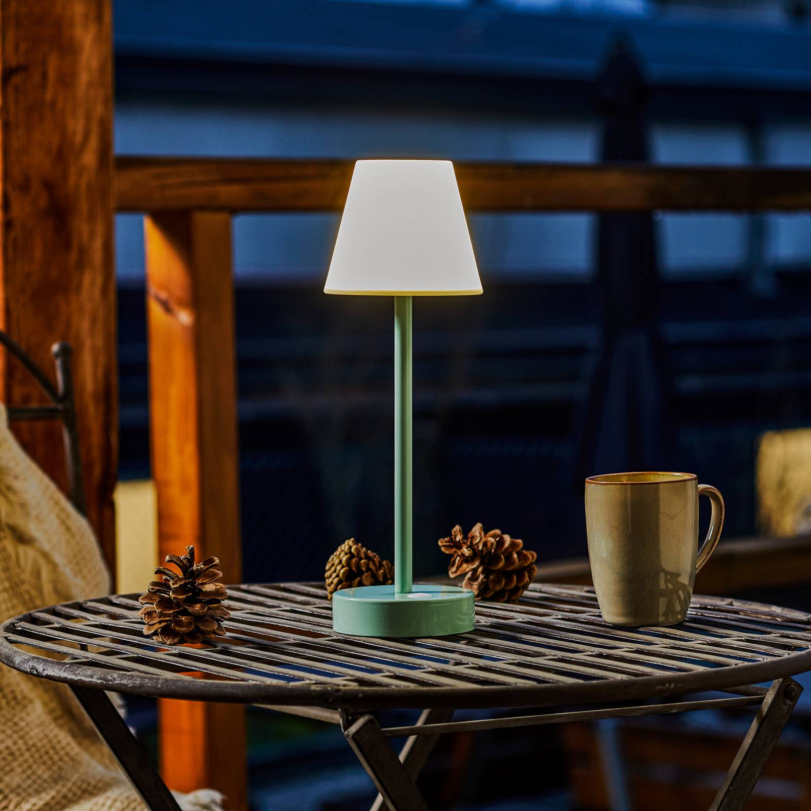 E-shop Newgarden Lola Slim stolová LED lampa batéria mäta