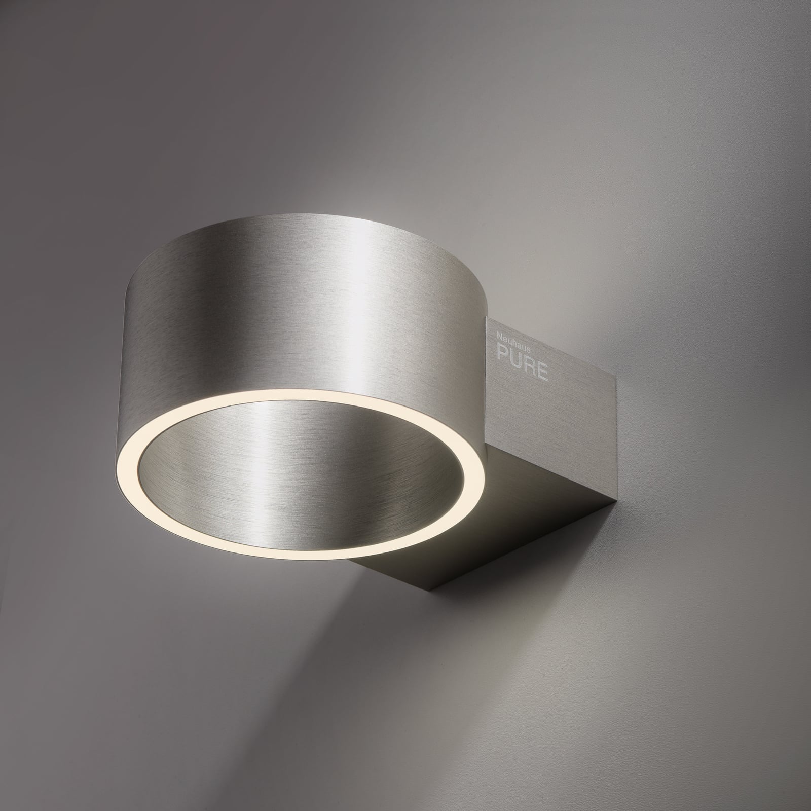 Clipse LED-Wandleuchte, diamond, Ø 15 cm - PURE Clipse LED-Wandleuchte, diamond, Ø 15 cm - PURE