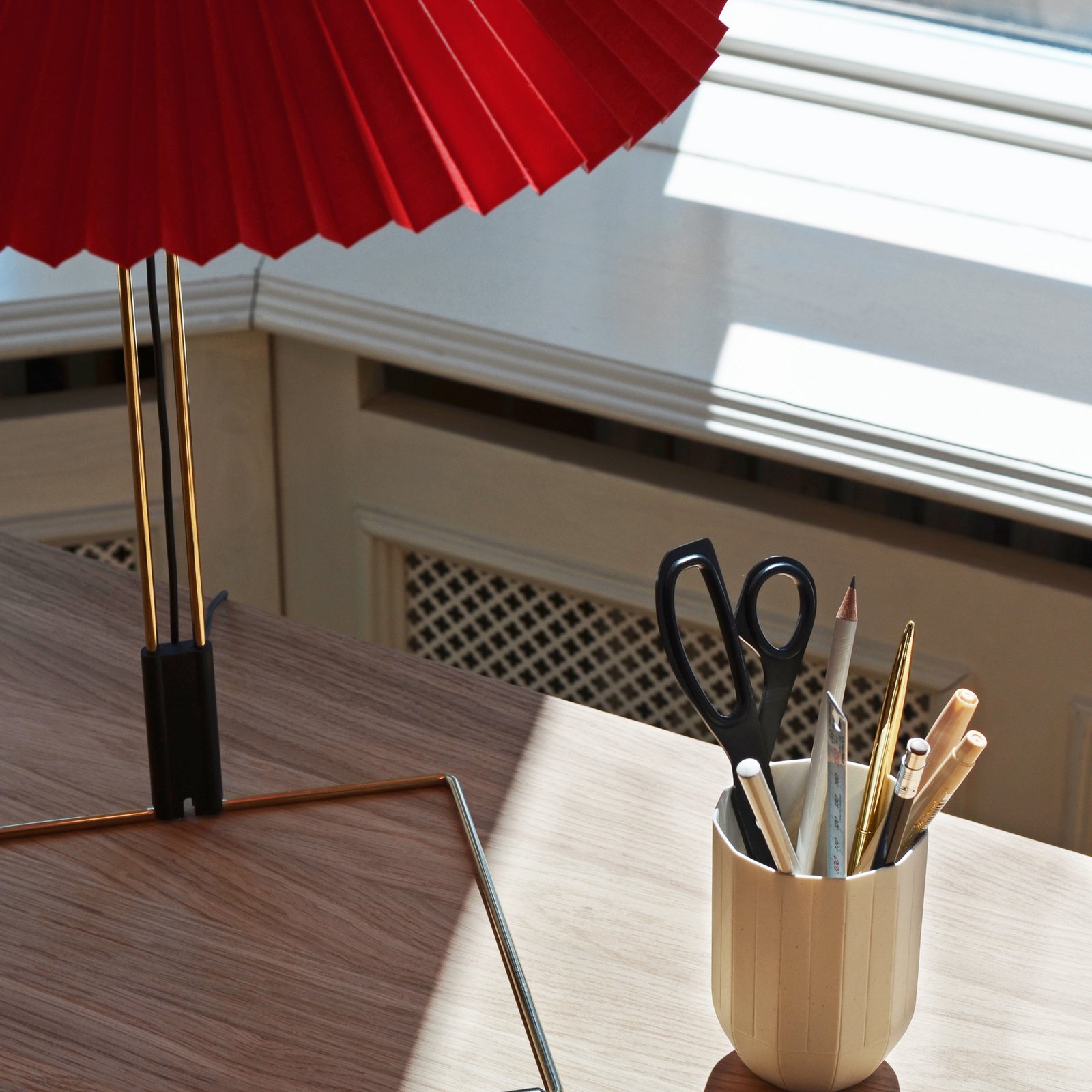 Matin Lampa Stołowa L Oxide Red - HAY
