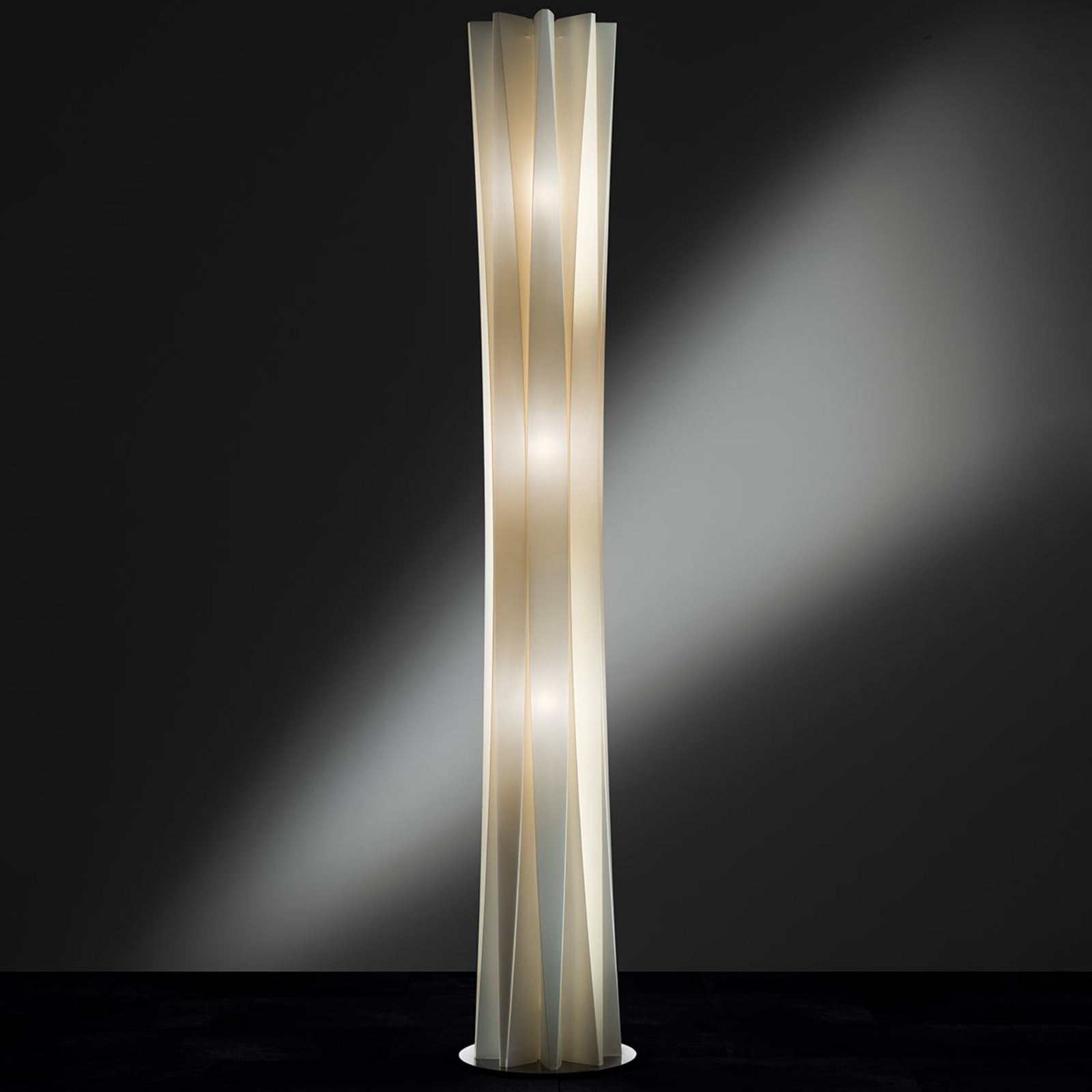 Bach Stehleuchte XXL Golden Slamp - Wohnzimmer - Design - Kunststoff