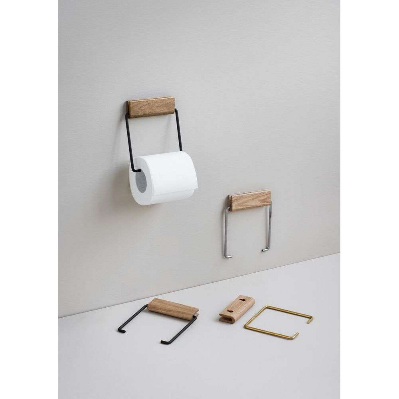 Toilet Roll Holder Oak/Brass - Moebe