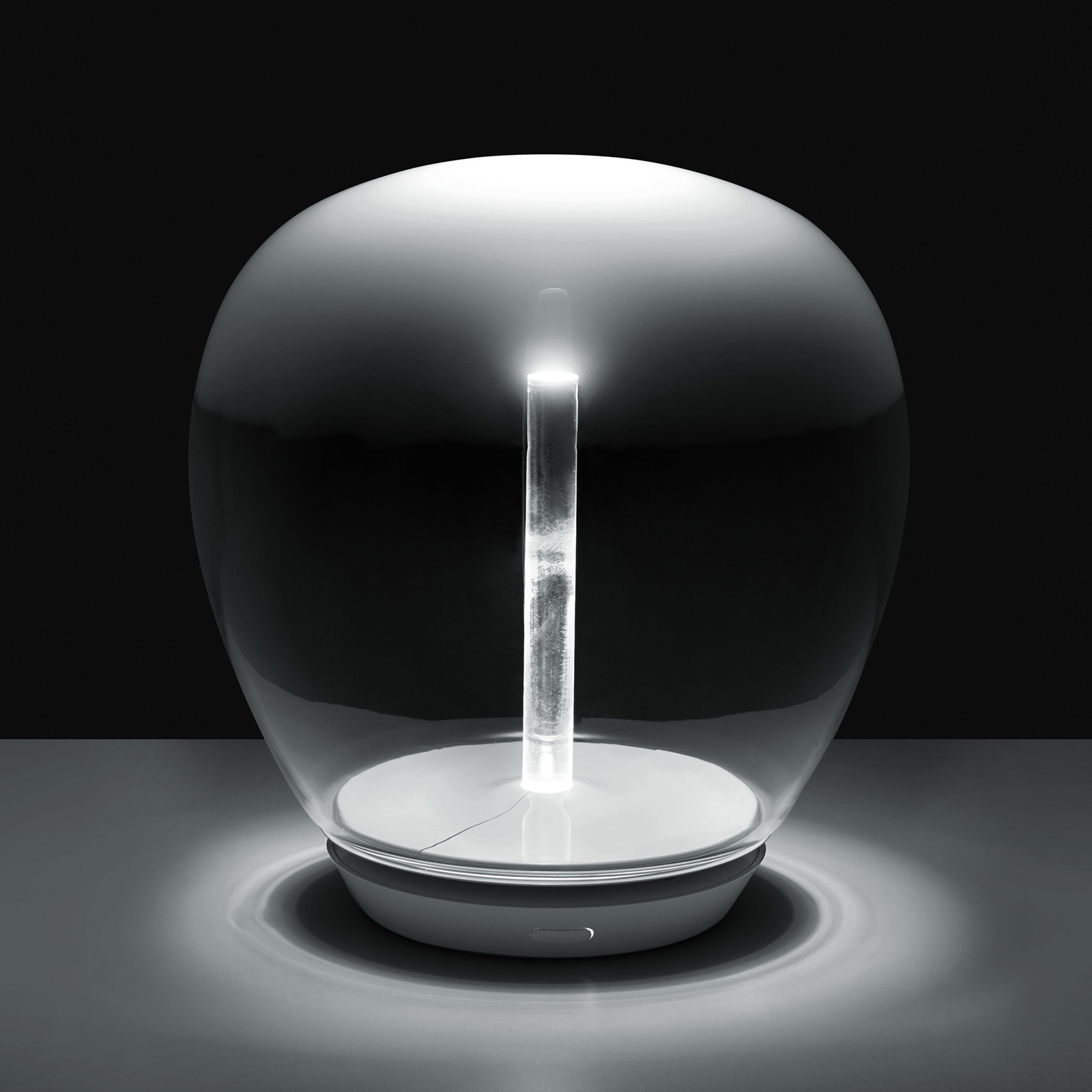 Artemide Empatia -LED-lasipöytävalaisin, Ø 26 cm
