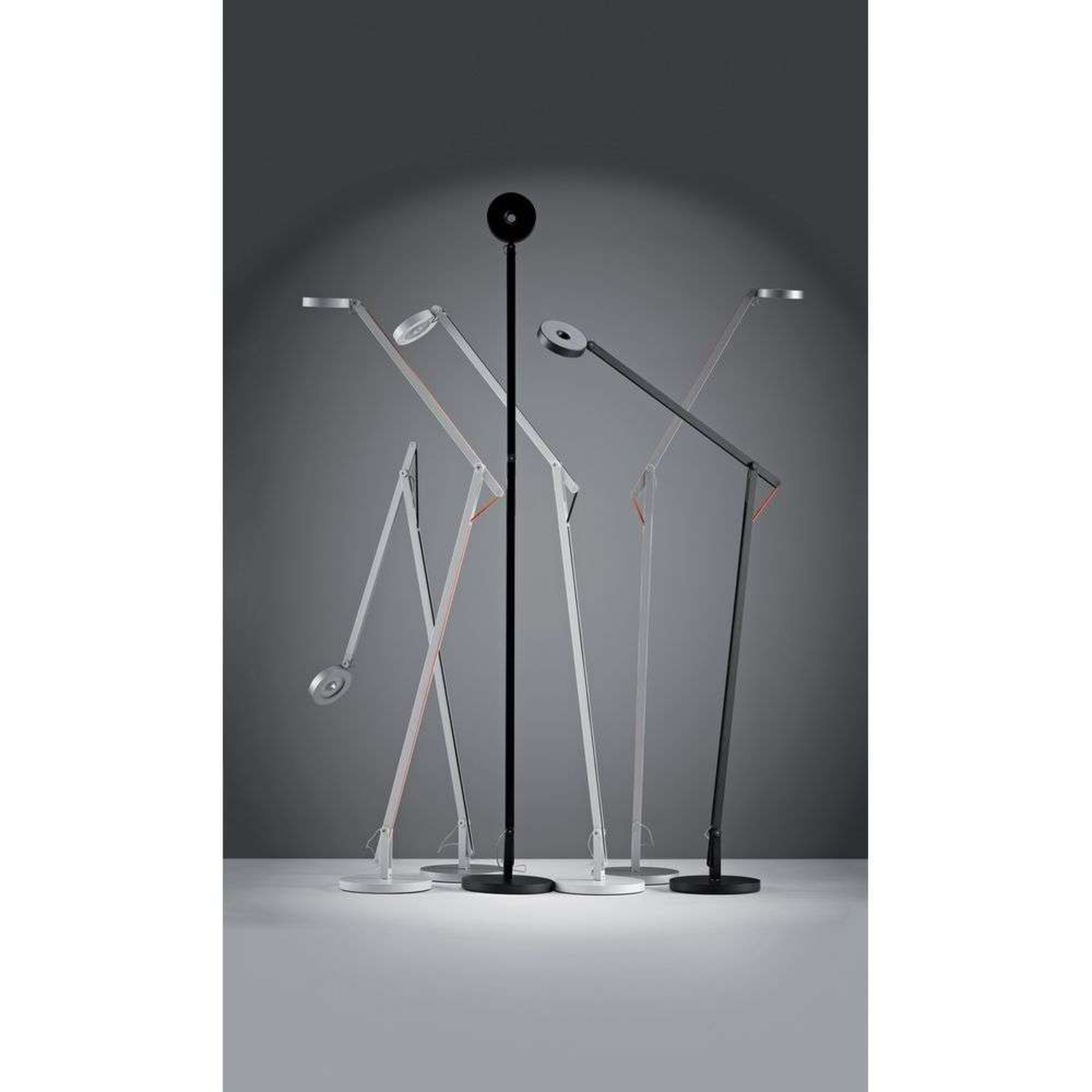 String F1 Floor Lamp DTW Matt White/Black - Rotaliana