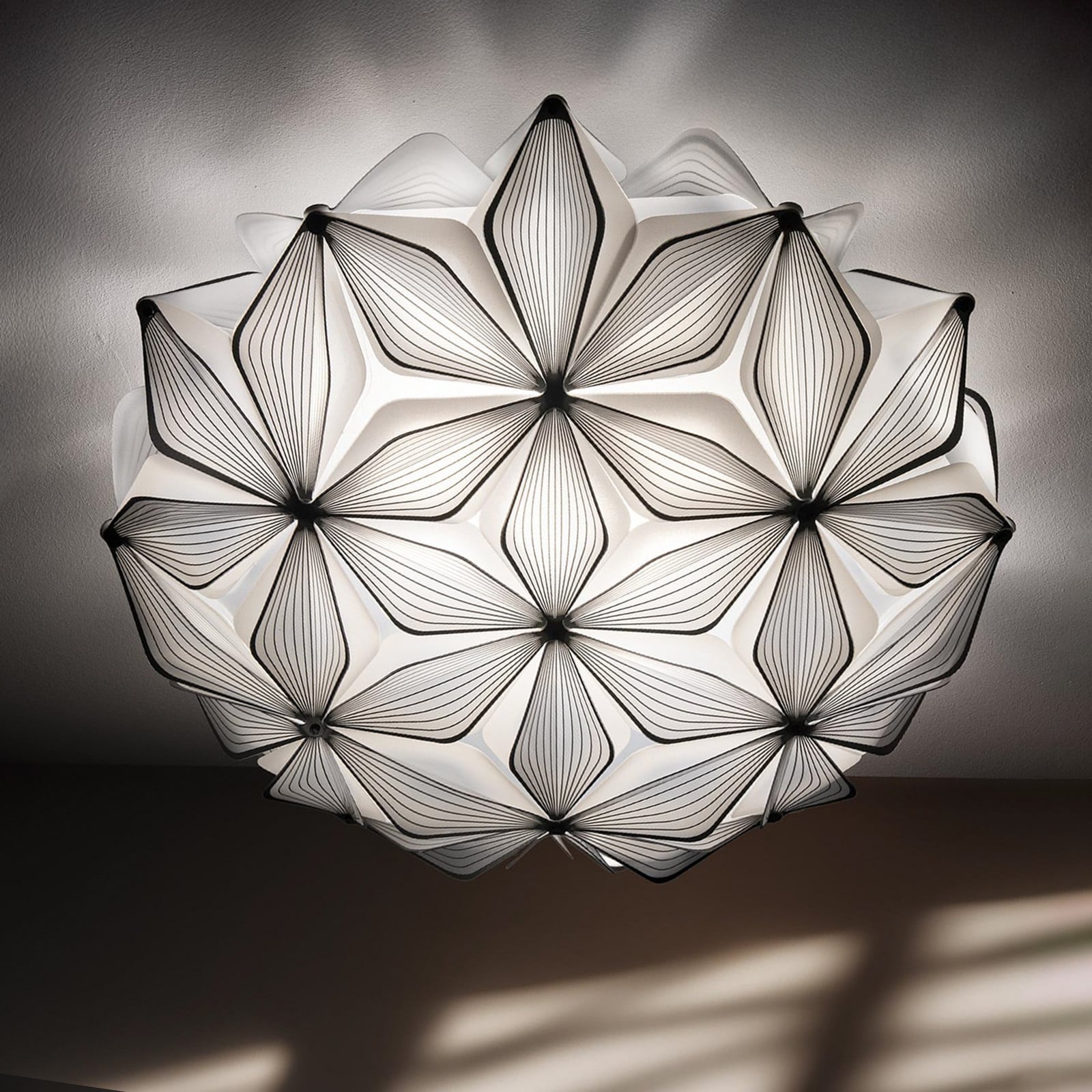 C'EST LA VIE loftlampe, sort, Ø 47 cm, 2 lyskilder C'EST LA VIE Slamp - Stue - Design - Plastik - Plafond