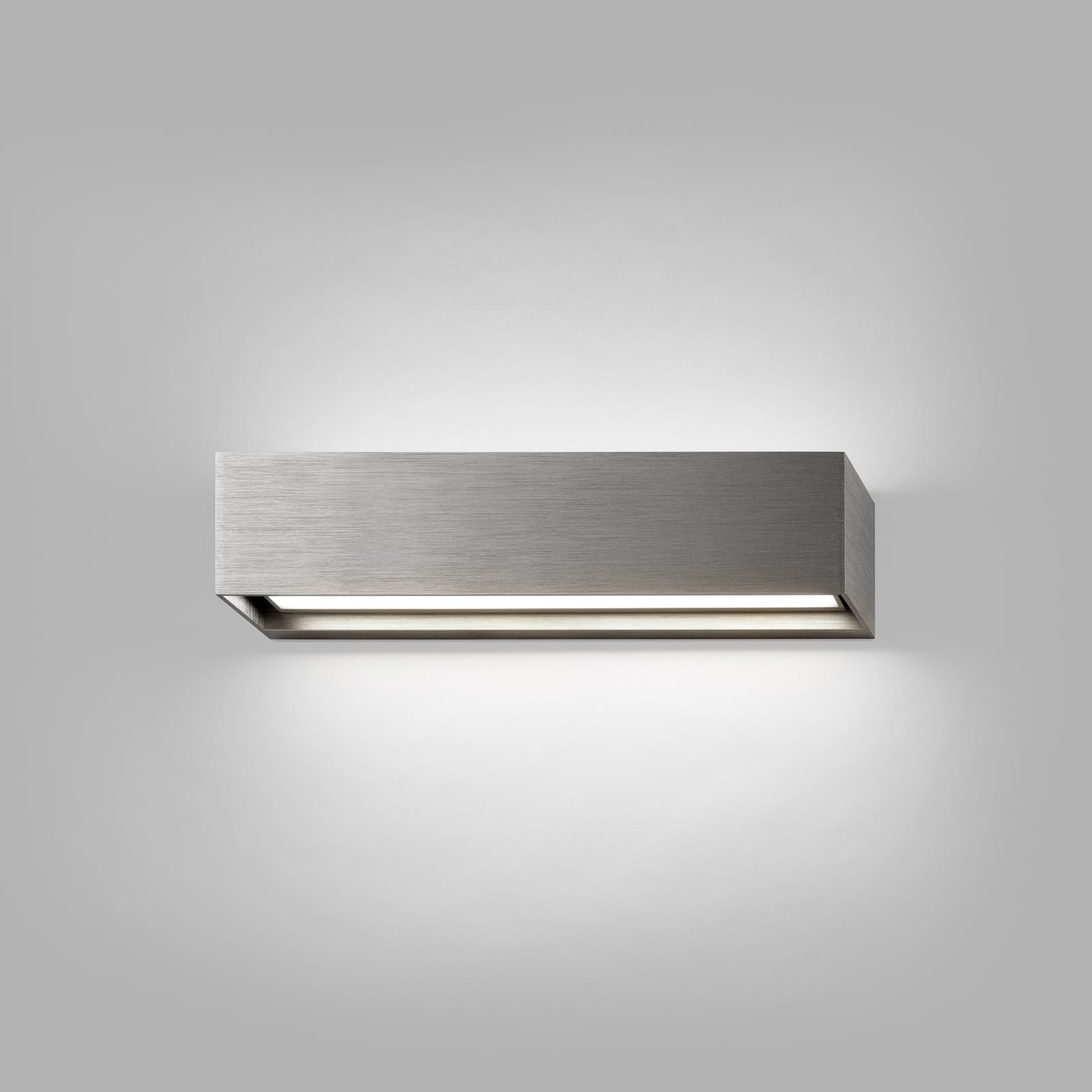 Linea W2 LED-Wandlampe titangrau 30cm CCT IP54 - Light-Point