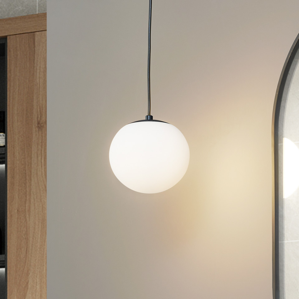 Lucande Bidolo Taklampa IP44, vit från Lucande