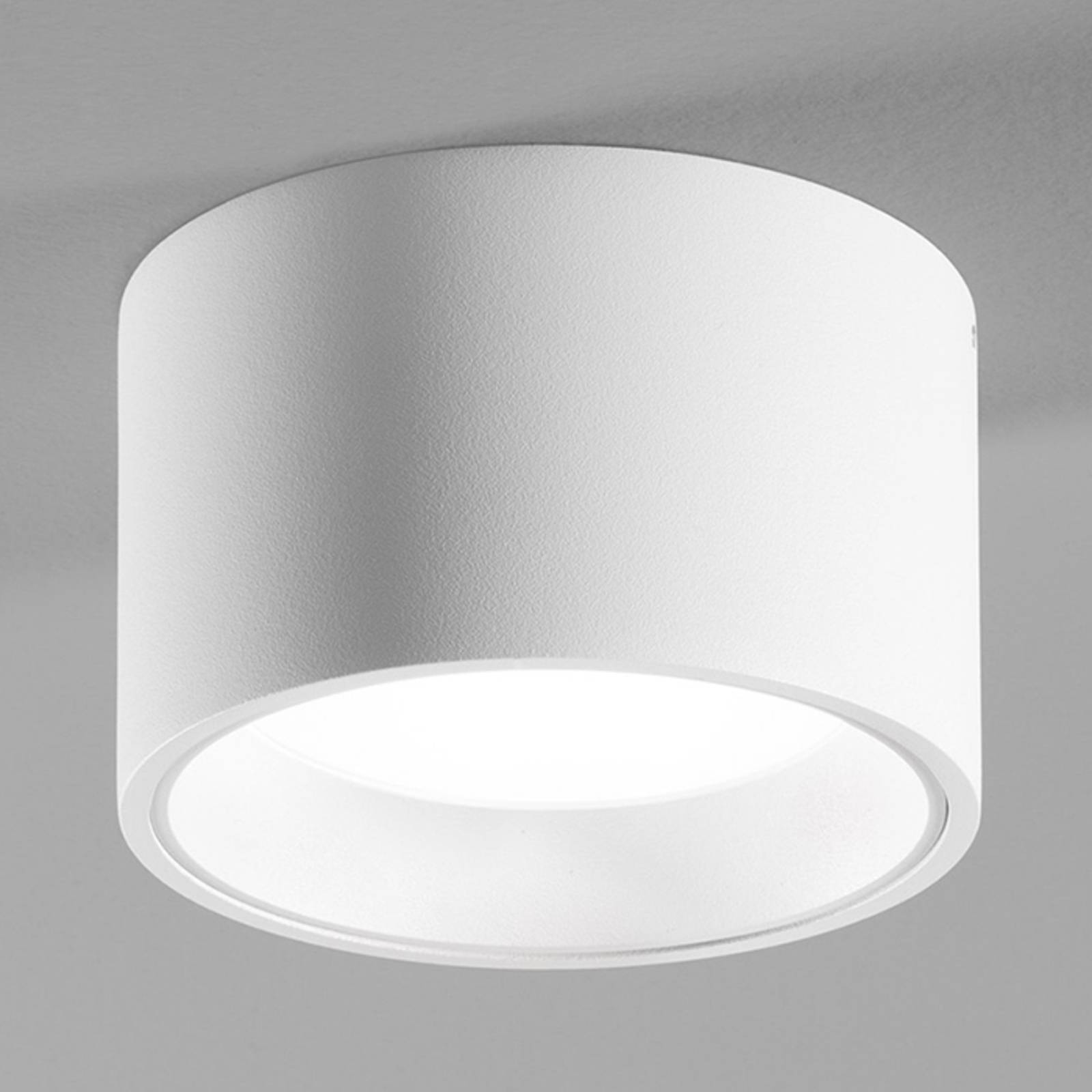 Egger Licht Hvit LED-taklampe Ringo med IP54