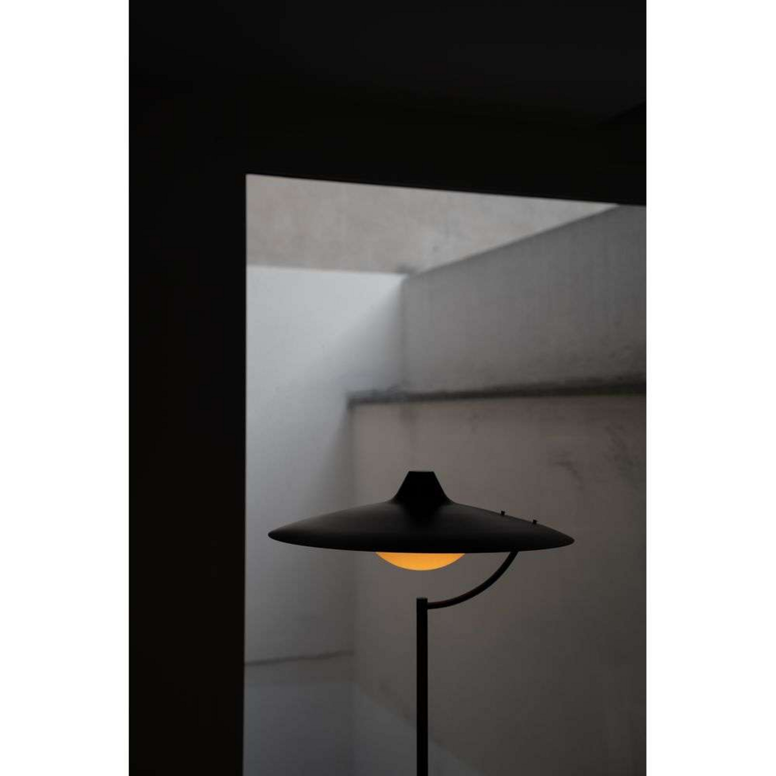 Biny Lampadar Black - DCW