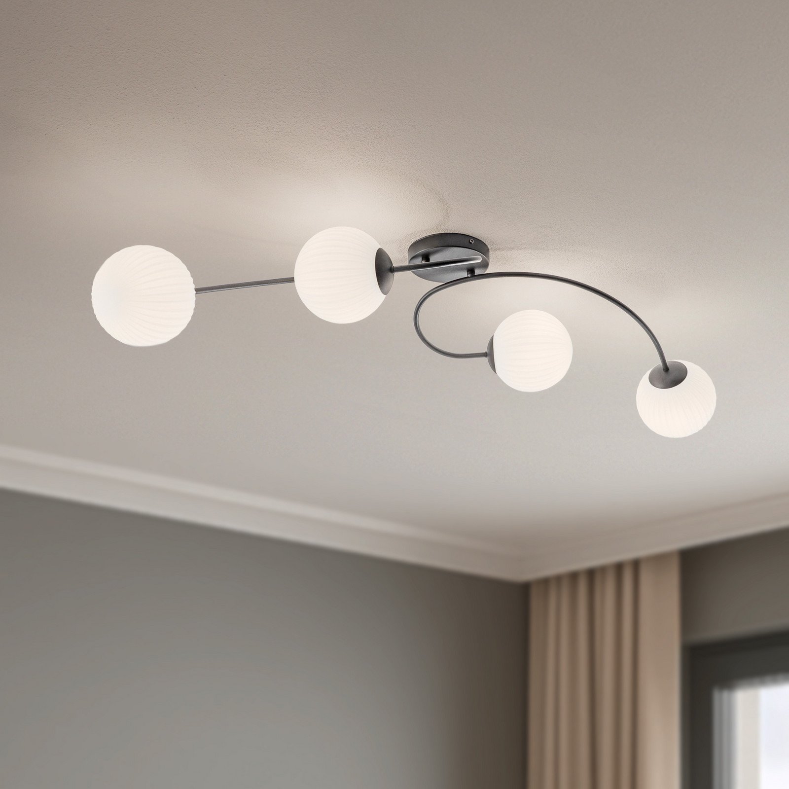 EMIBIG LIGHTING Plafonieră Vibra opal/negru lungime 110 cm sticlă 4 becuri. - Camera de zi / sufragerie - modern - opal negru