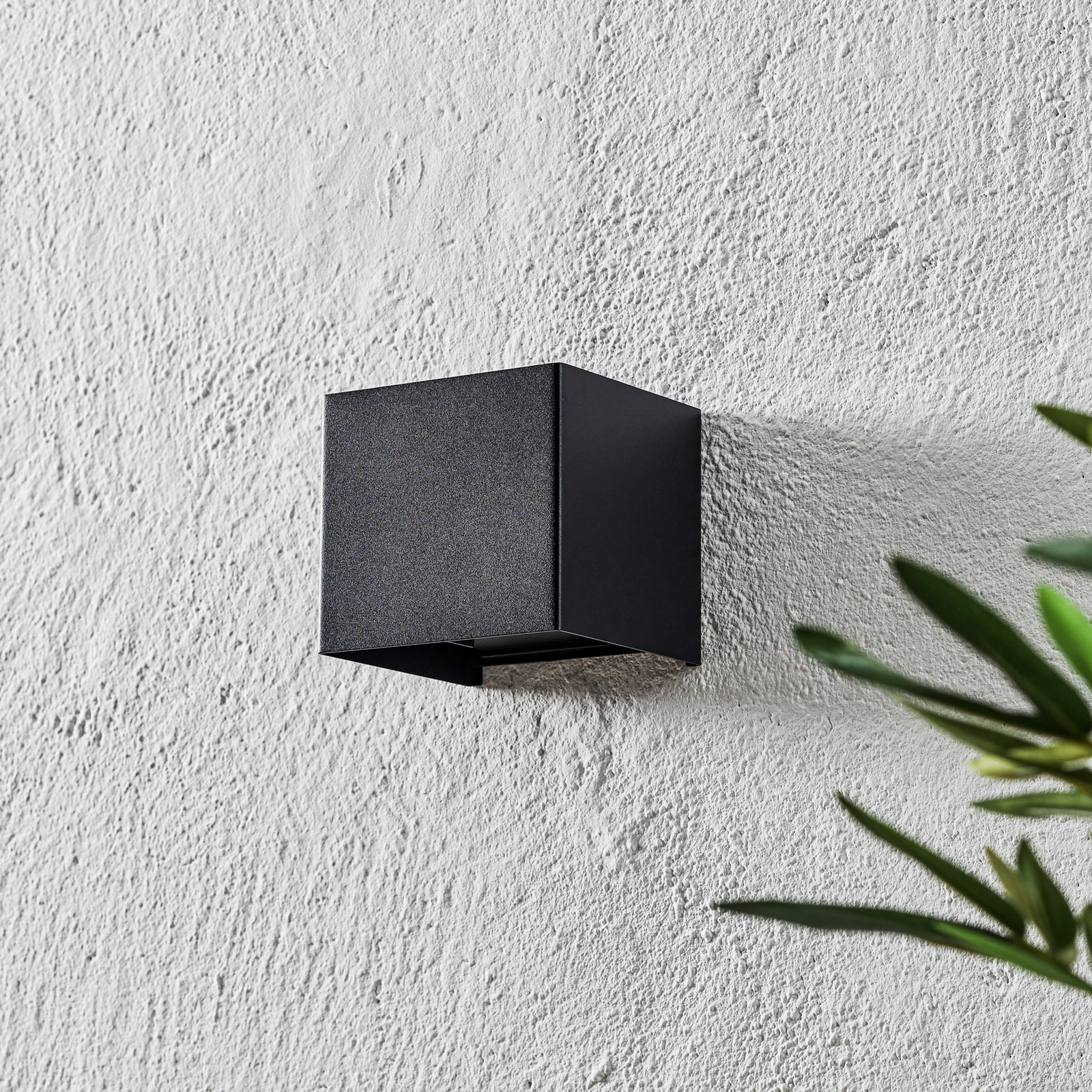 LED buitenwandlamp Wall, kubusvormig, zwart