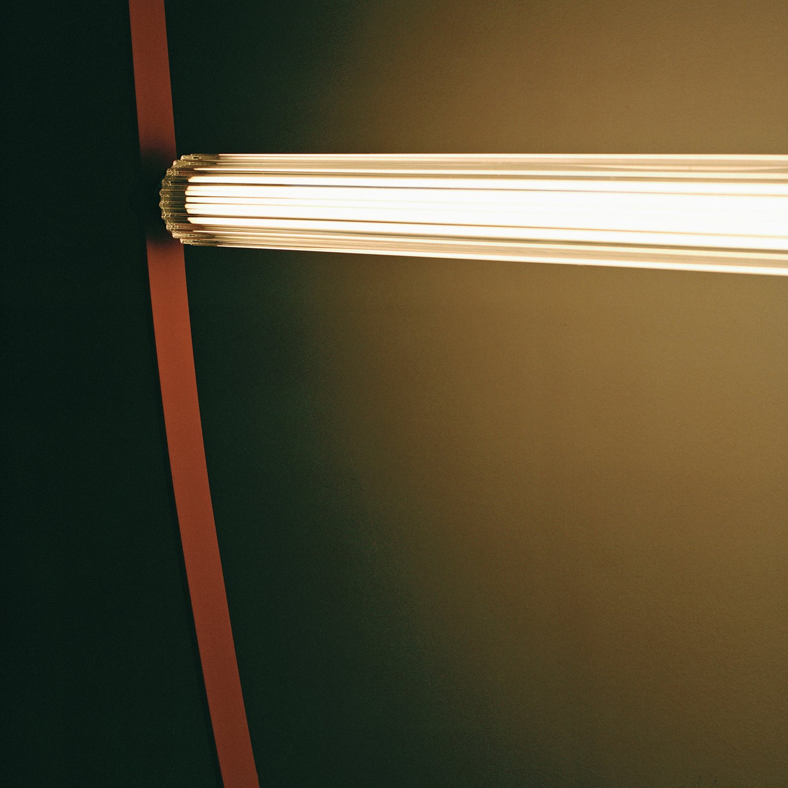 FLOS Wireline LED závěsné světlo stmívač, růžová