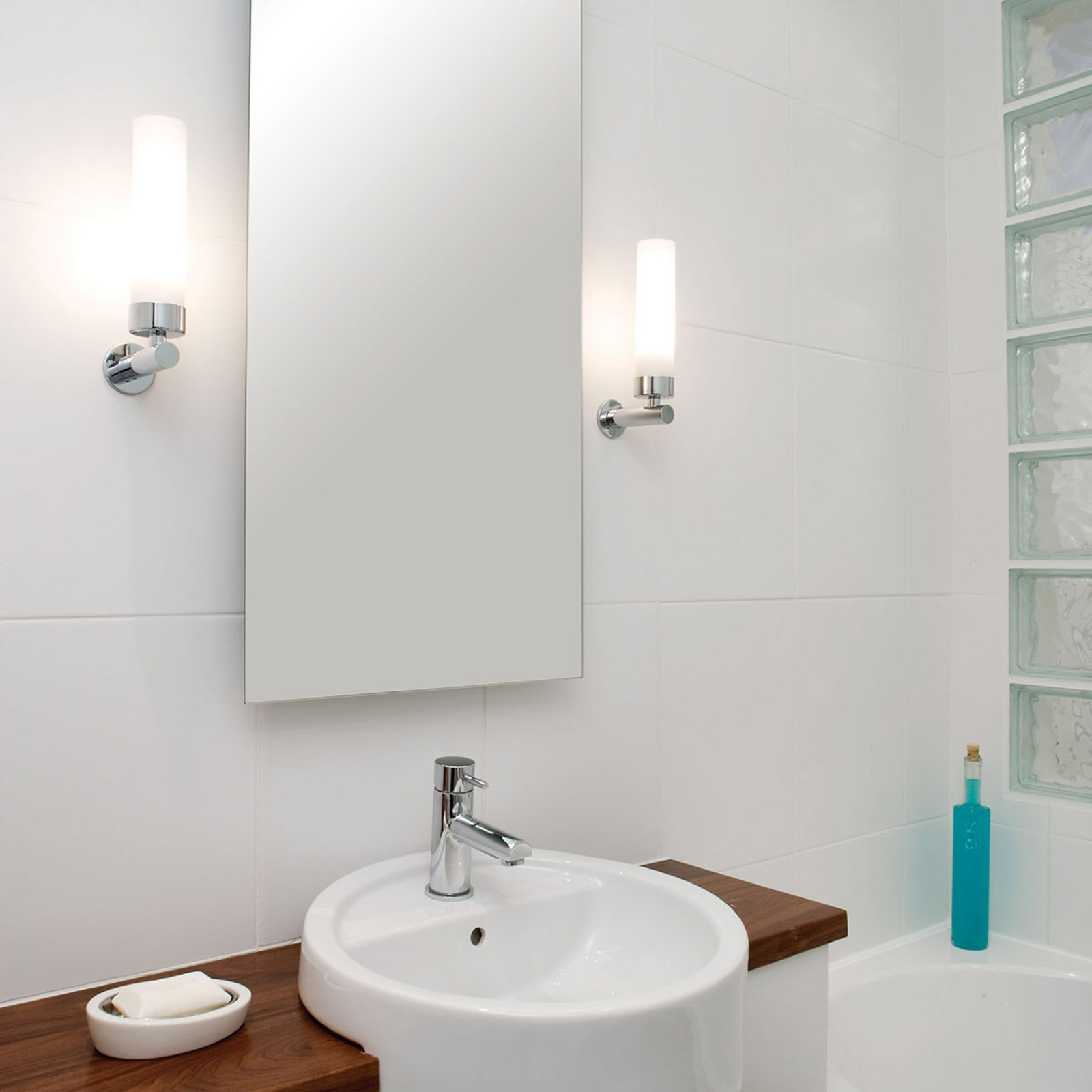 Astro Tube applique pour miroir chromé