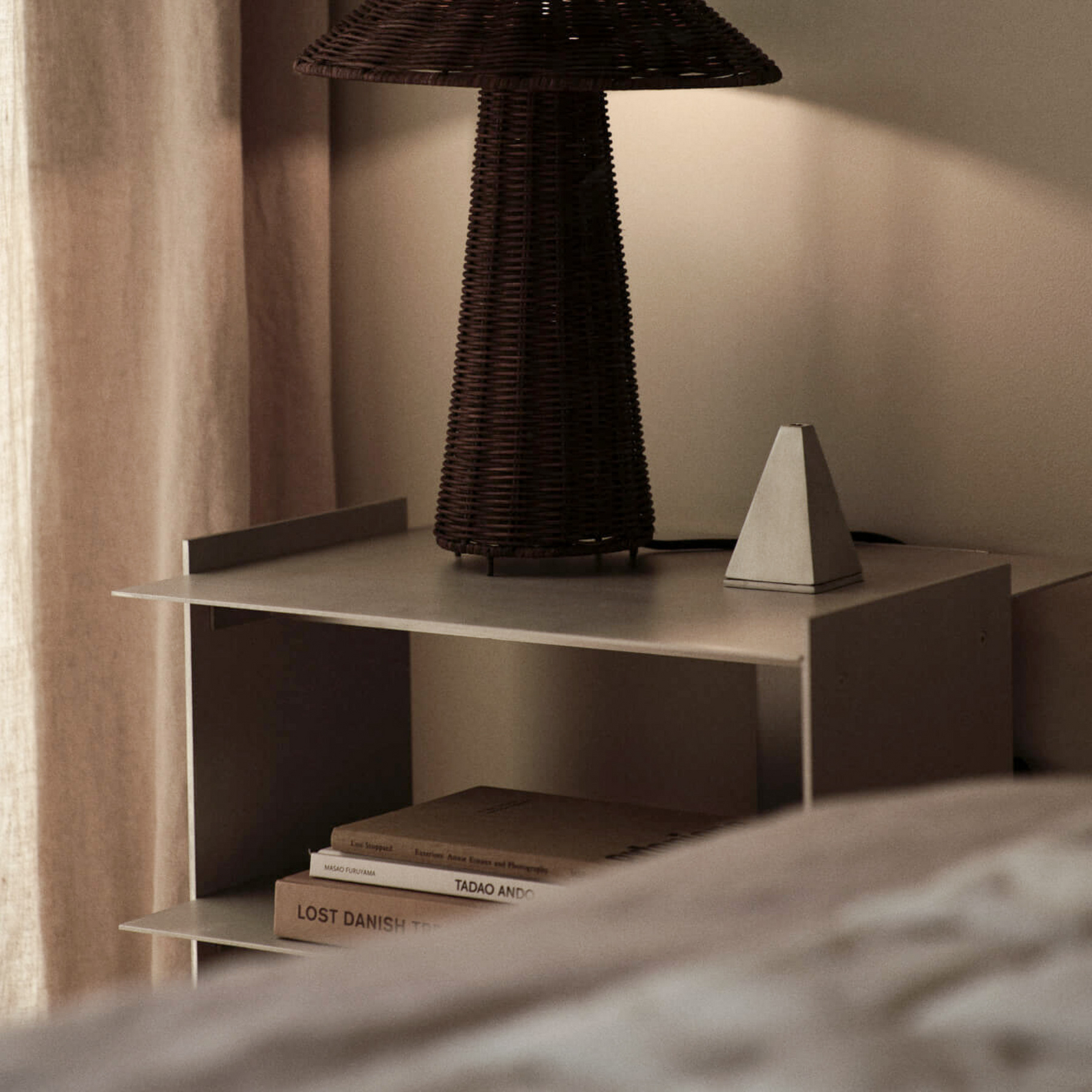 LAGER Beistelltisch, aluminium 51 x 48 x 39 cm - ferm LIVING