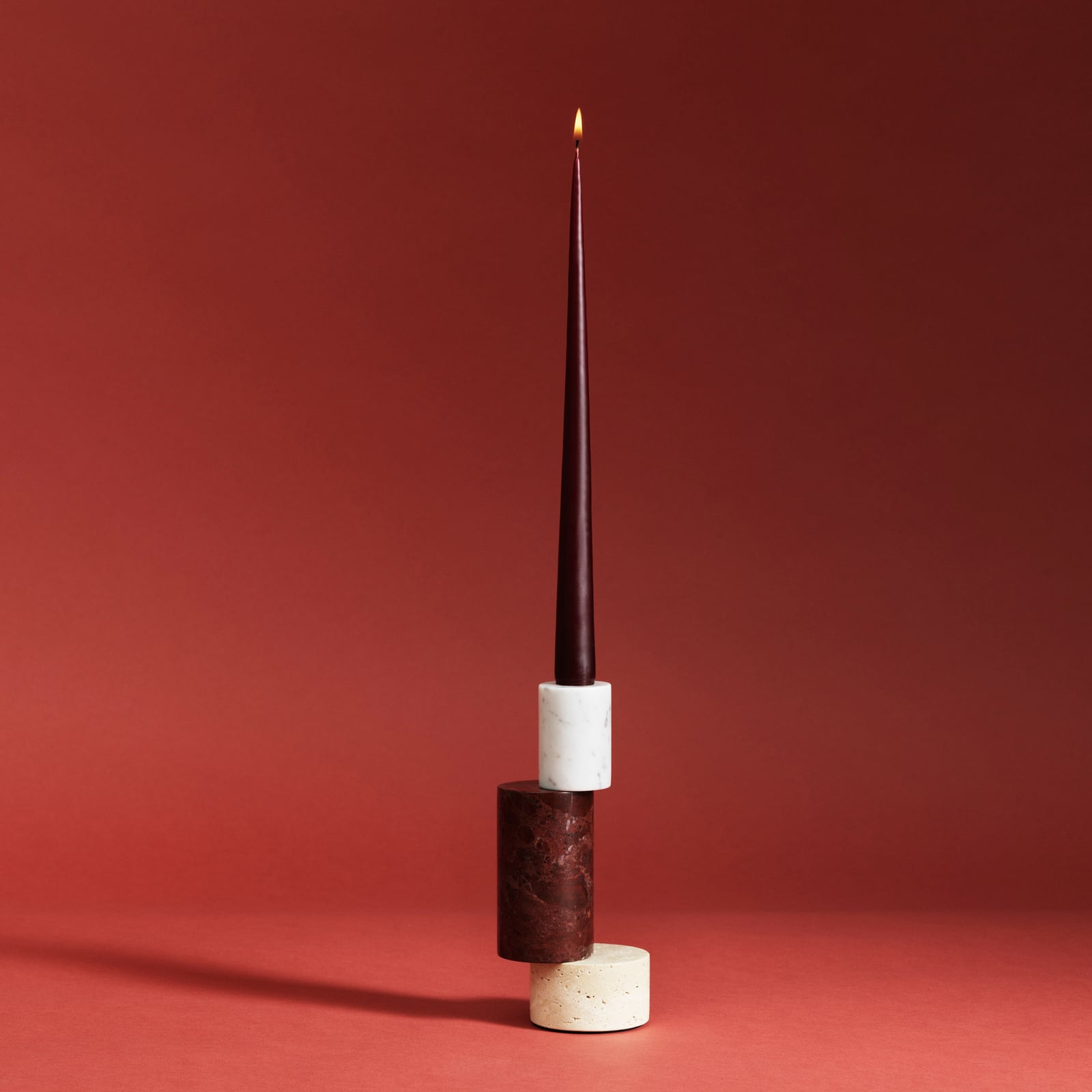 Sfeșnic Blox, roșu închis, 20 cm, marmură – Normann Copenhagen