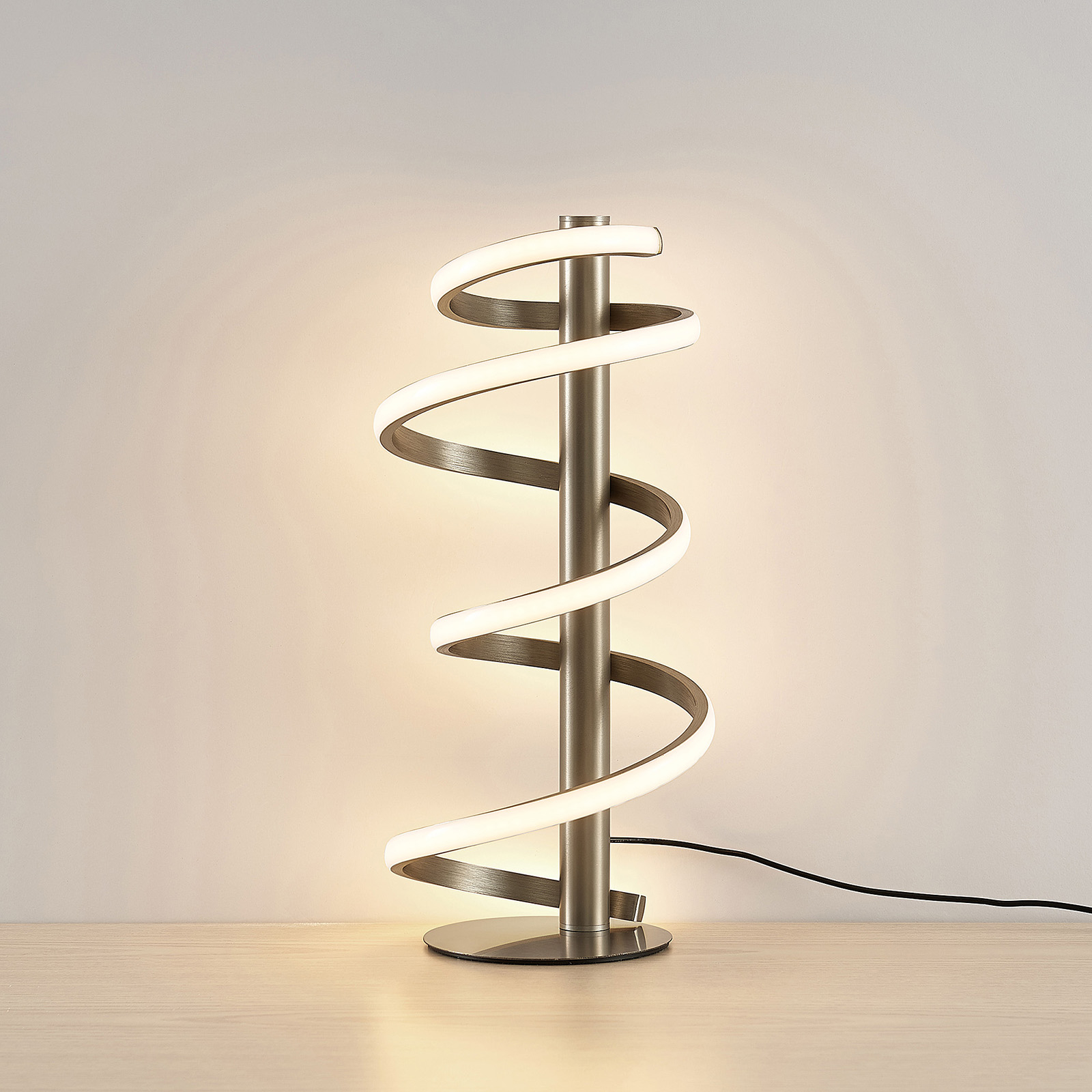 Lucande Milora -LED-pöytälamppu satinoitu nikkeli