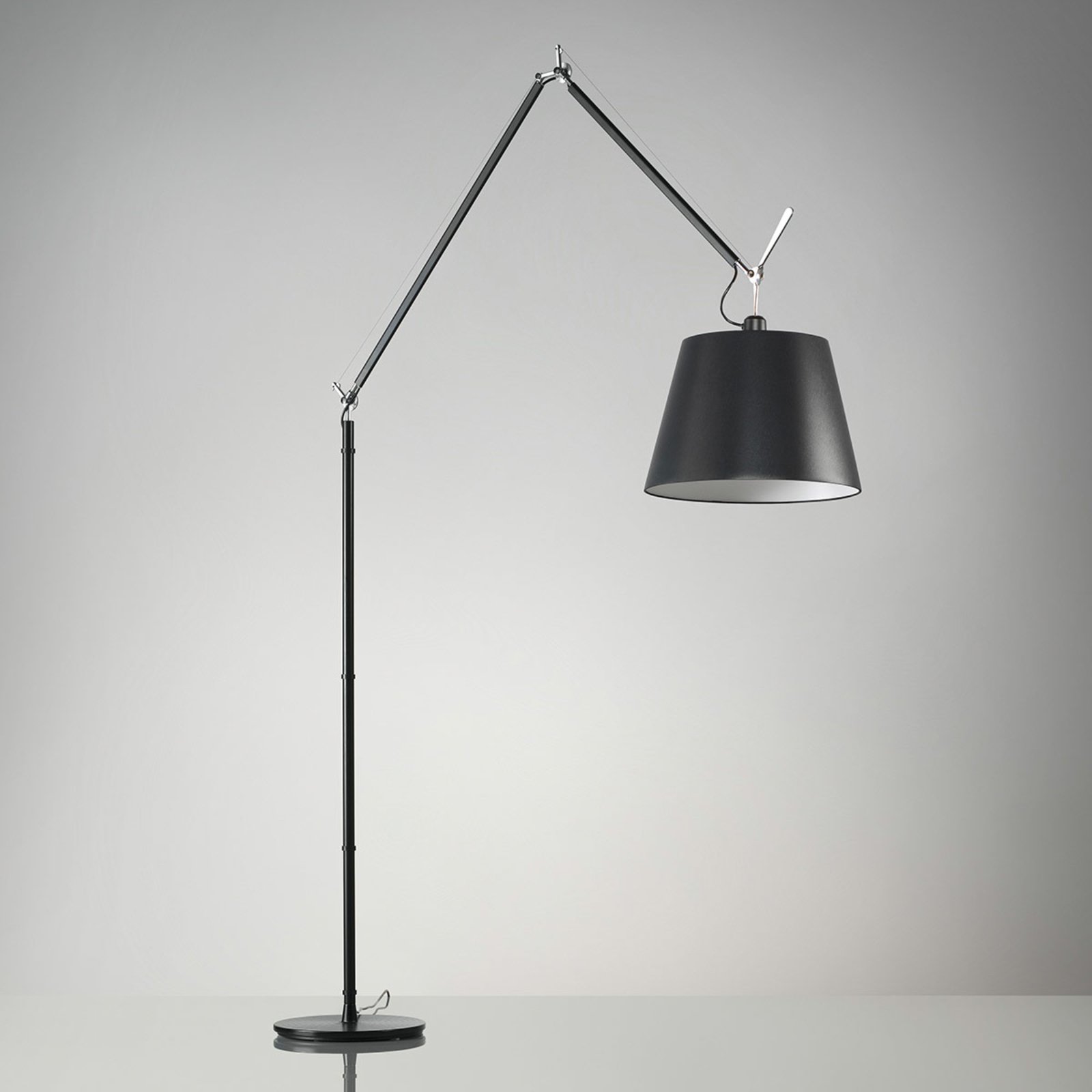 Artemide Tolomeo Mega Stehlampe Dimmer 2.700K