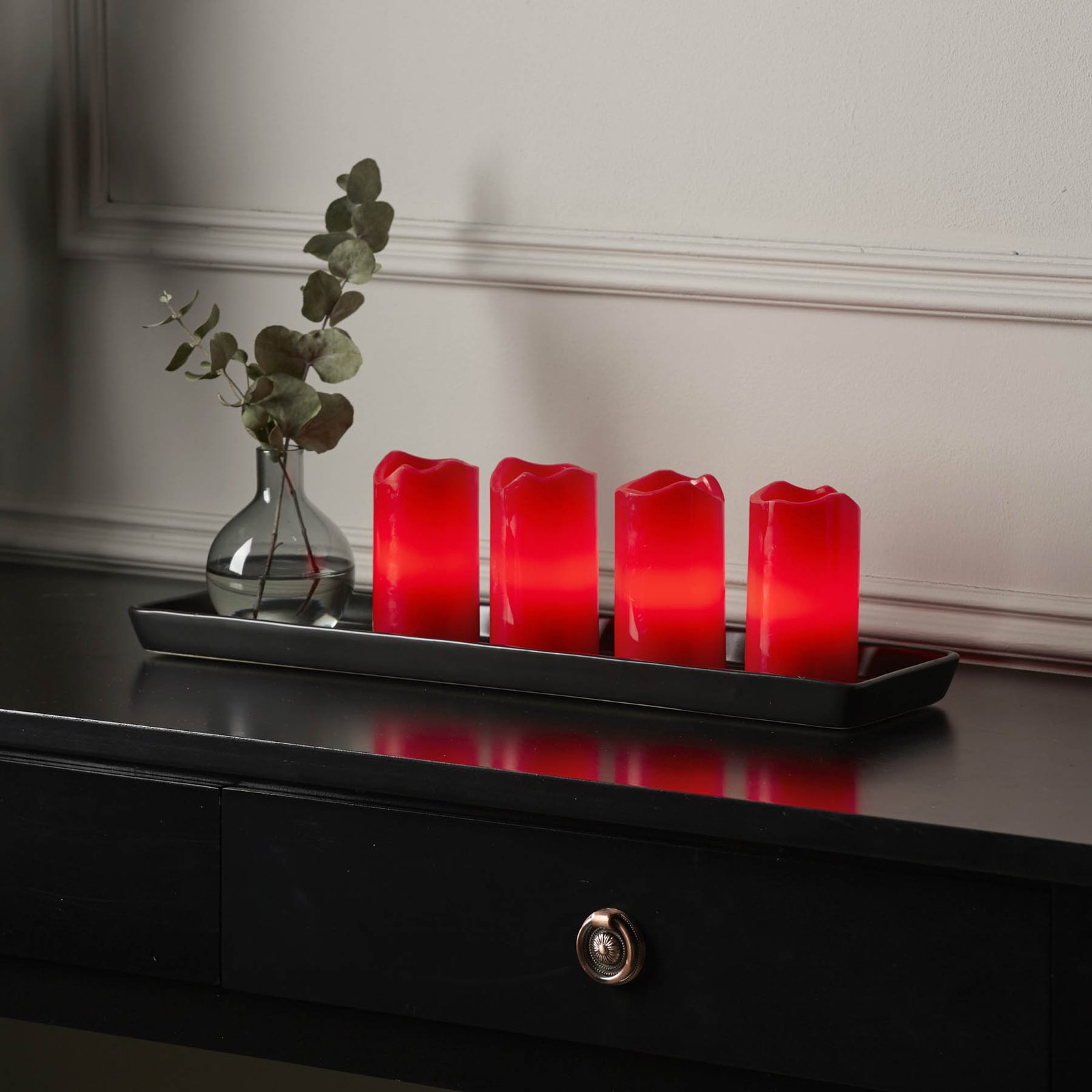 Set of 4 LED candles with a remote, red