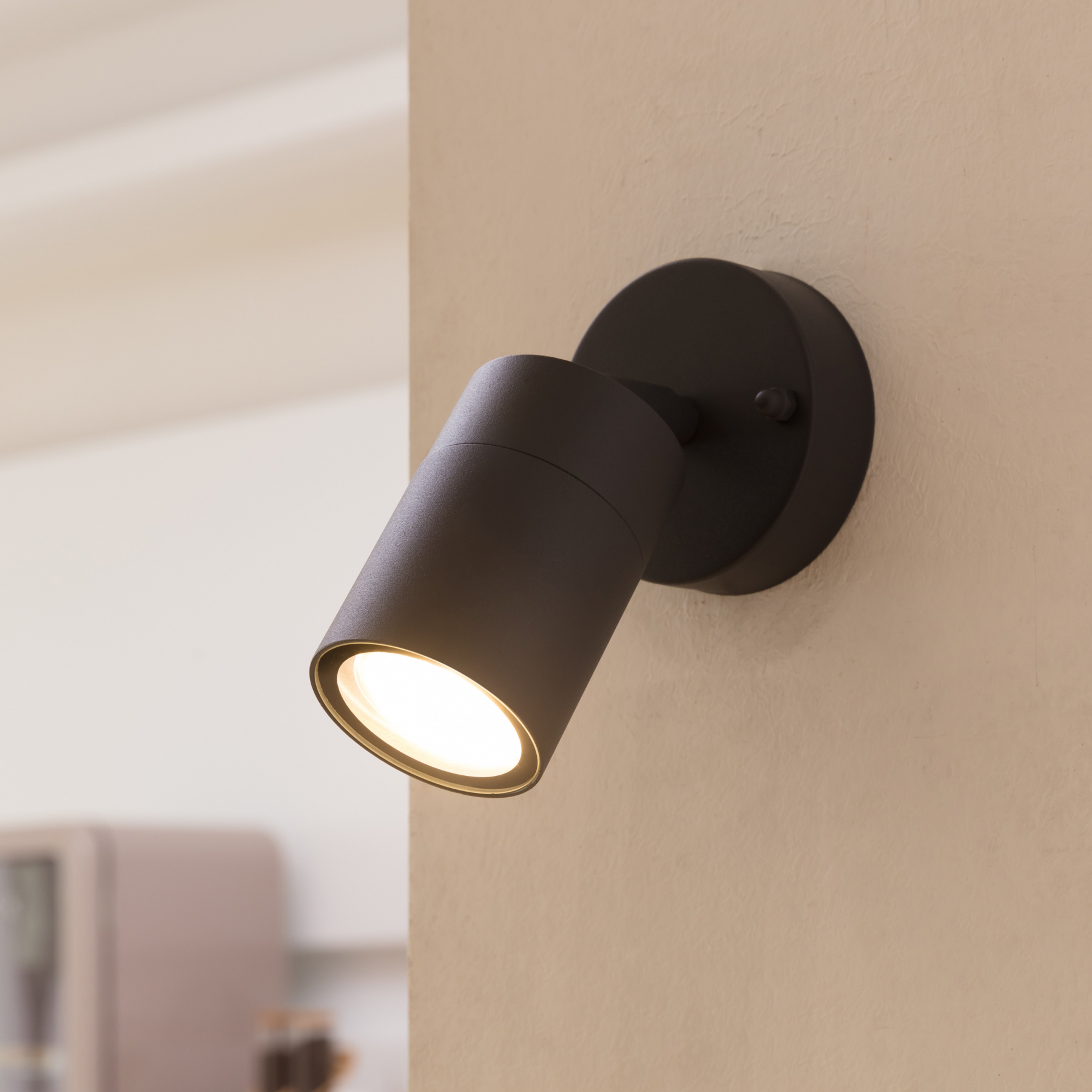 Prios udendørs vægspot Tulimar, højde 15 cm, bevægelig, aluminium