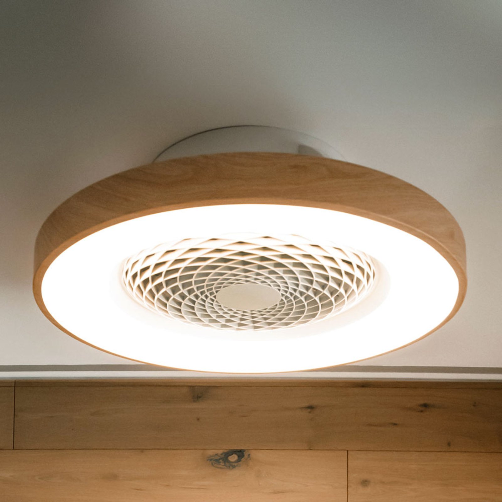 LED ceiling fan Tibet LED App/Remote wood/white