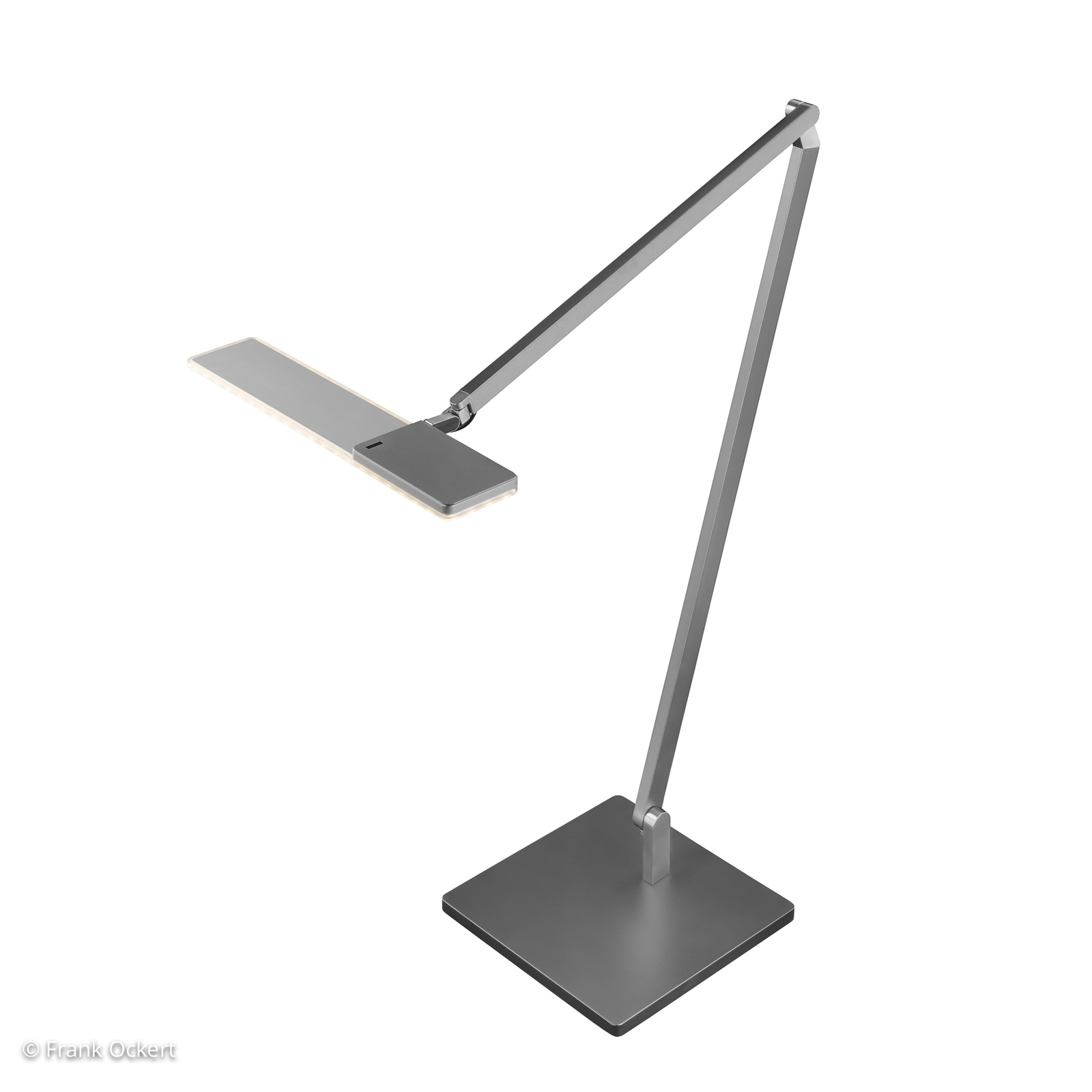 Nimbus Roxxane Office -LED-pöytälamppu 940, hopea
