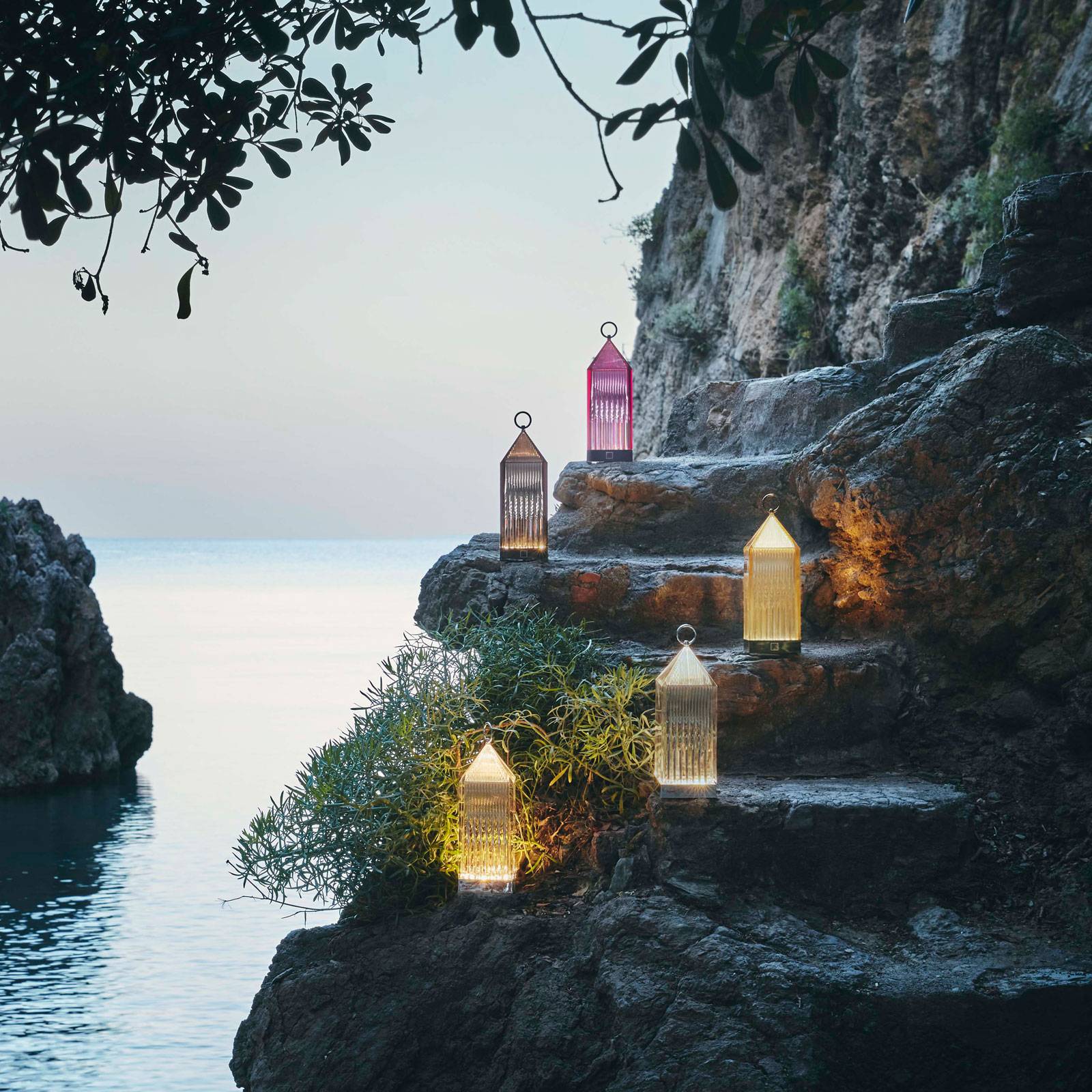 Kartell Lantern lampa stołowa LED, czerwona IP54