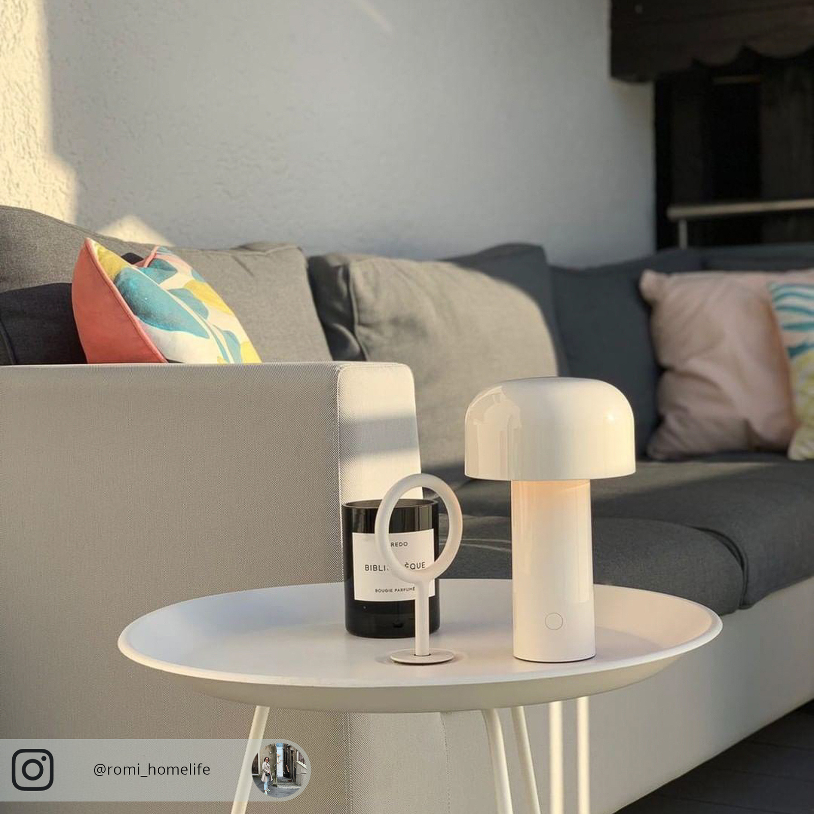 Bellhop Portable Candeeiro de Mesa White - Flos