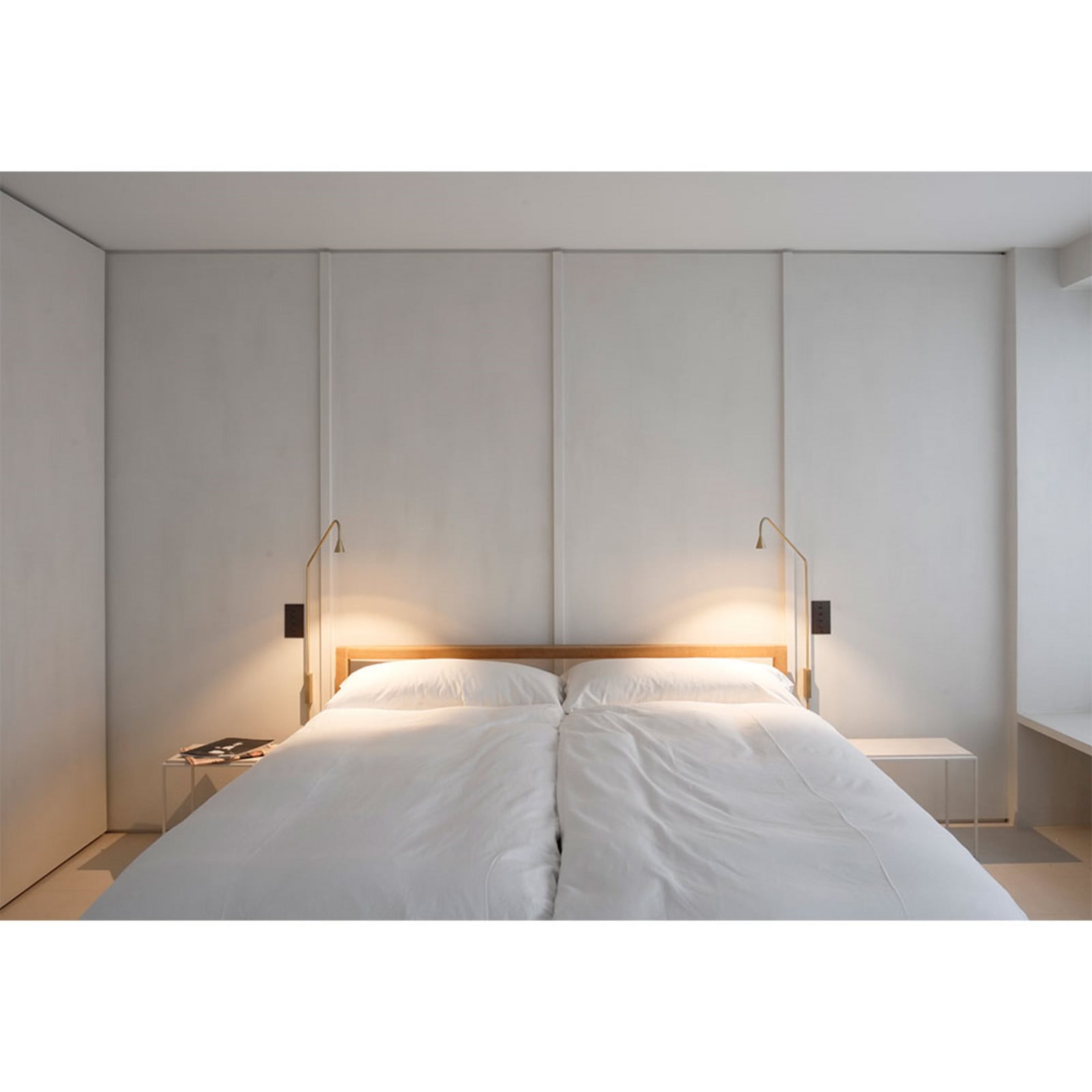 Austere W Wandleuchte Messing Trizo21 - Wohnzimmer