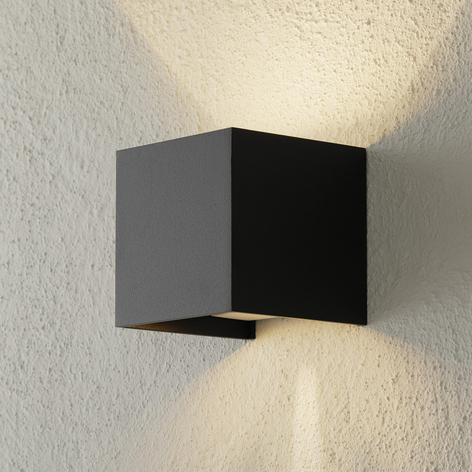 Helestra Siri 44 utendørs vegglampe up/down svart