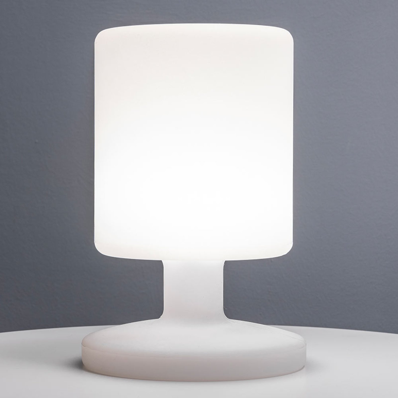 Ledningsløs LED bordlampe Ben til inne og utebruk Lille batteridrevet LED lampe | Køb en billig lampe med