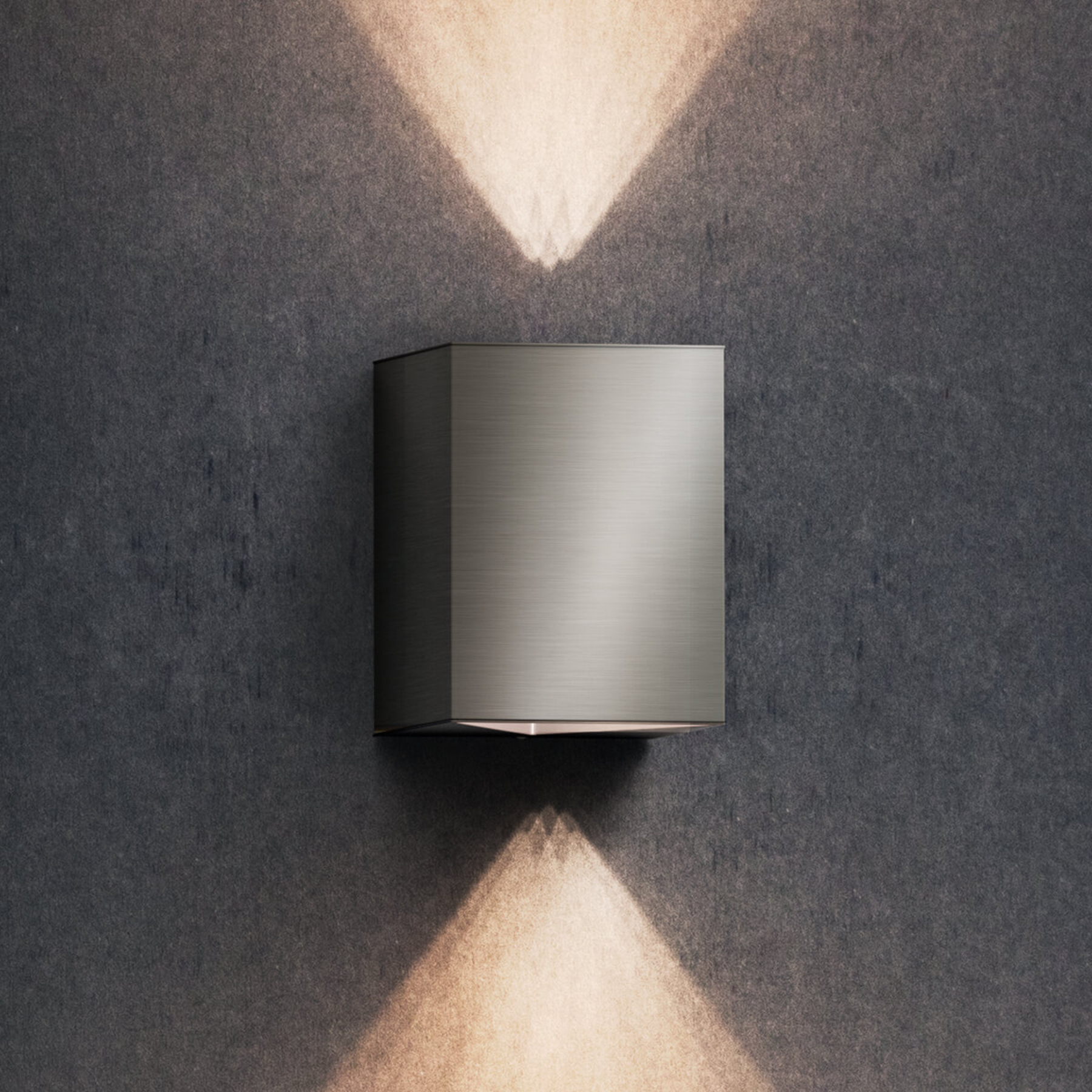 PHILIPS Cistus stainless steel LED outdoor wall light, stainless steel, plastic, 4.5 W, energy efficiency: A+, W: 10.9 cm, H: 14 cm